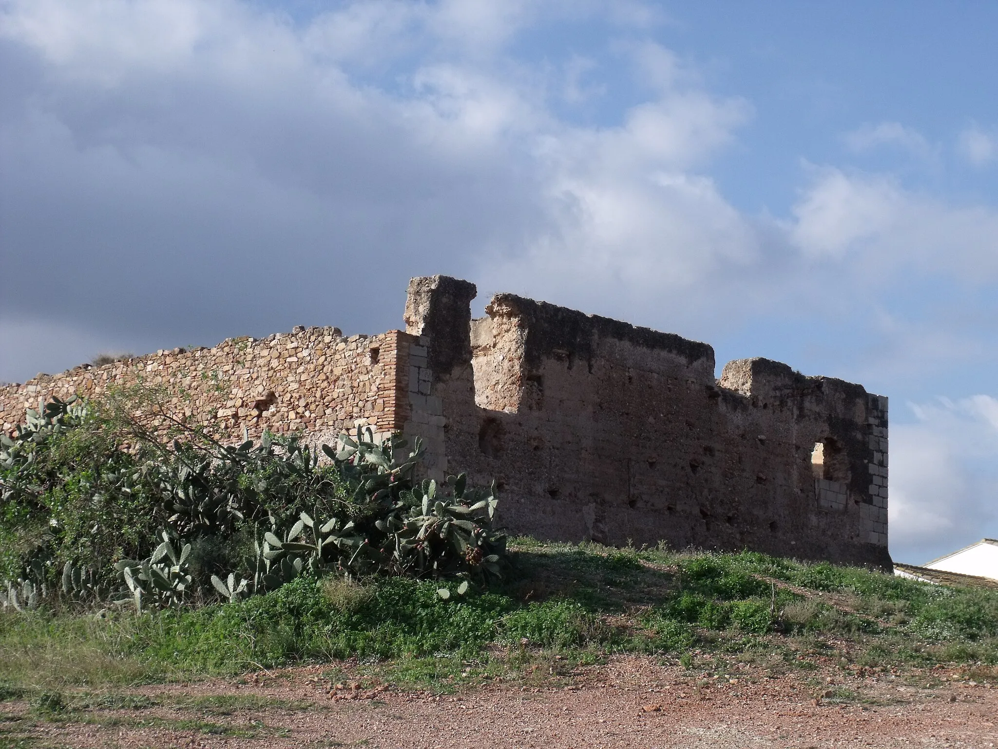Photo showing: Castillo de Petrés, España.