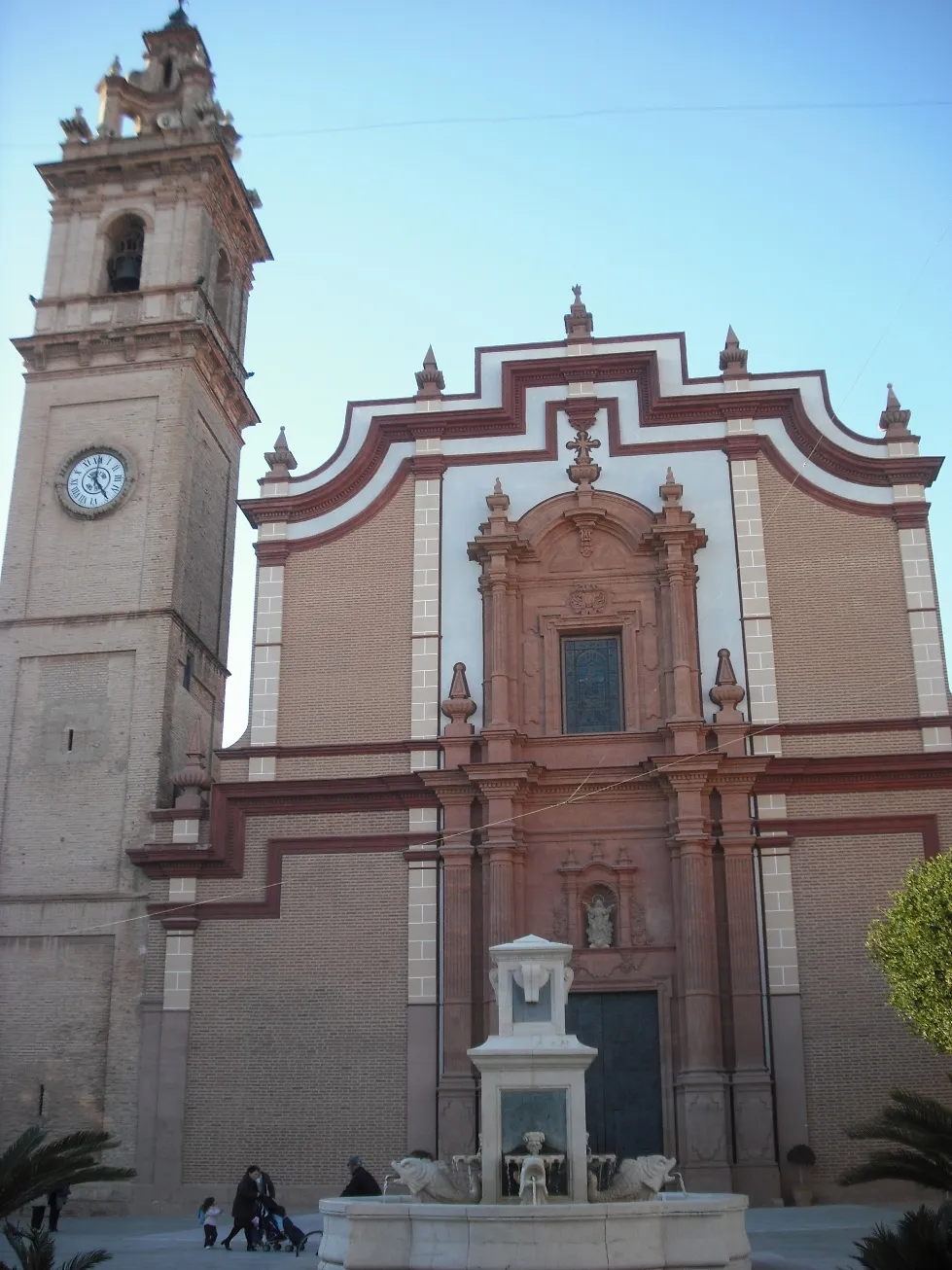 Photo showing: Fachada de la Iglesia de la Asunción de Nuestra Señora de Foyos