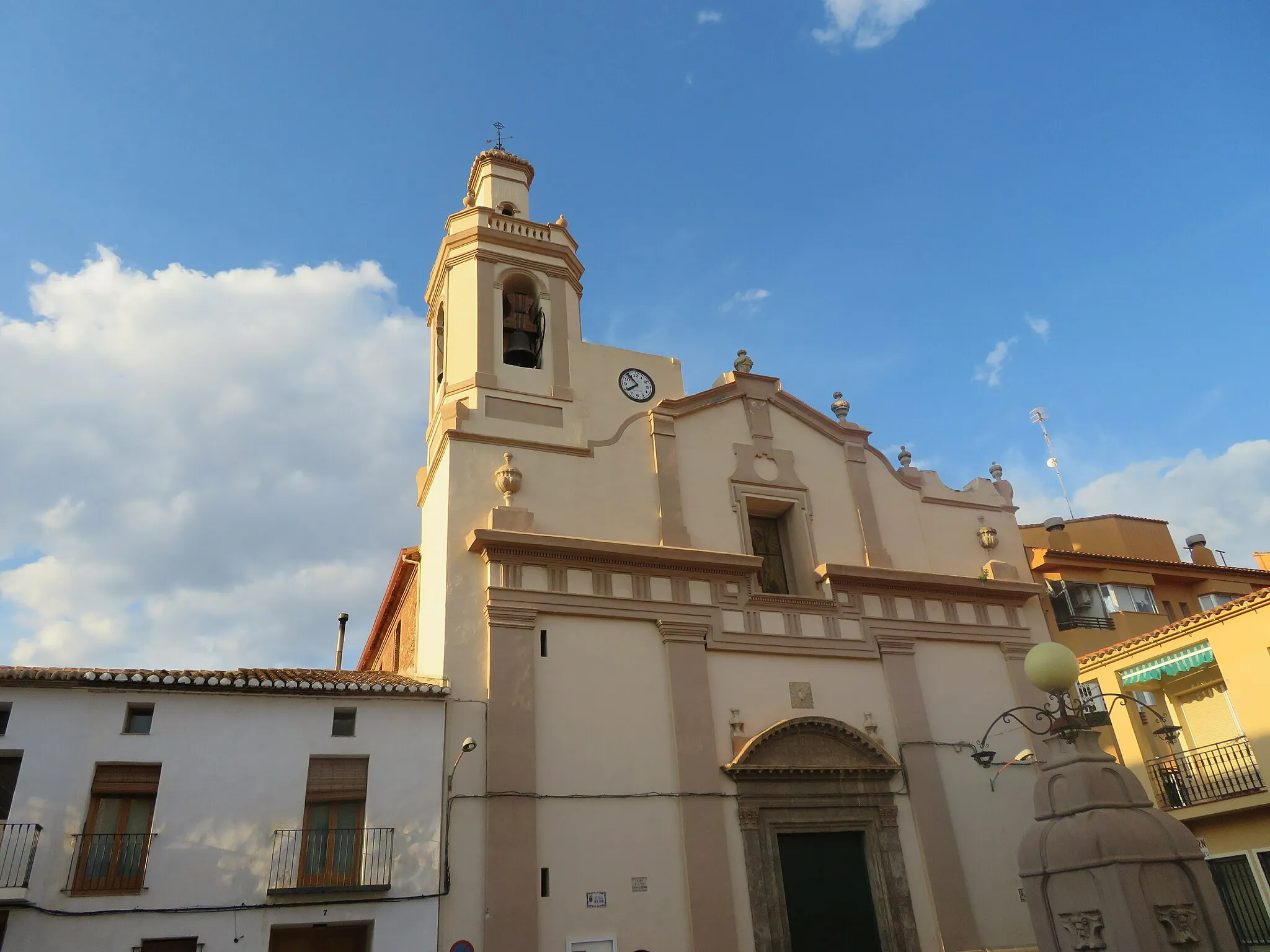 Photo showing: Iglesia parroquial de San Miguel Arcángel de Cuart de les Valls