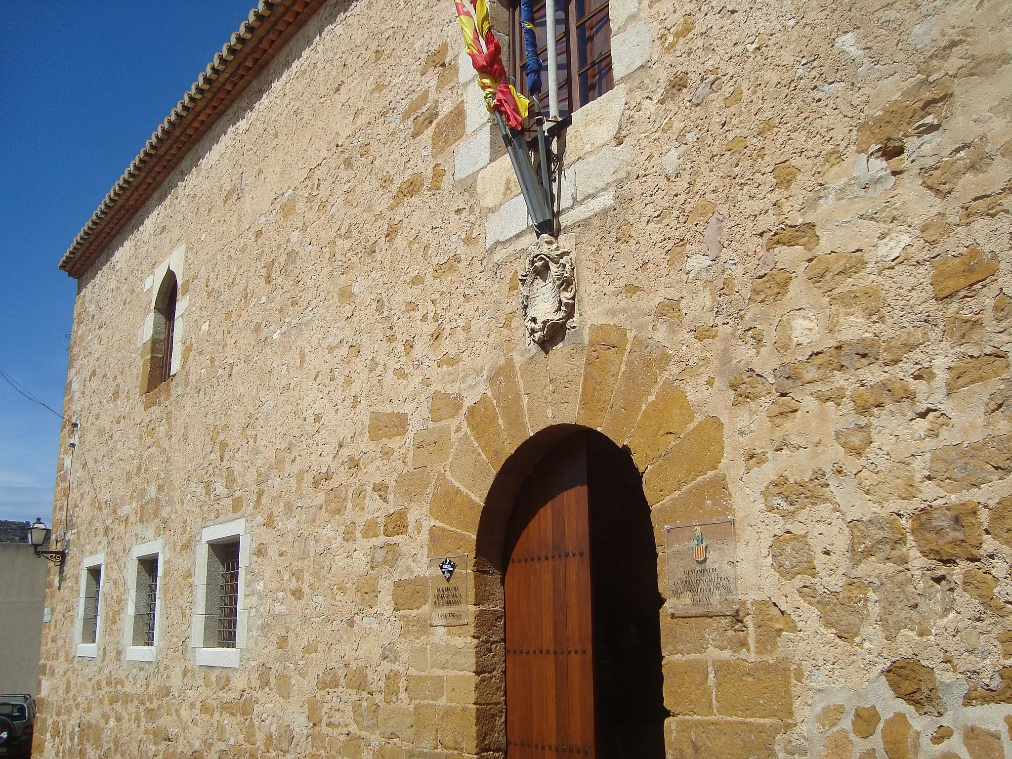 Photo showing: Palau dels Casalduch (la Serra d'en Galceran)