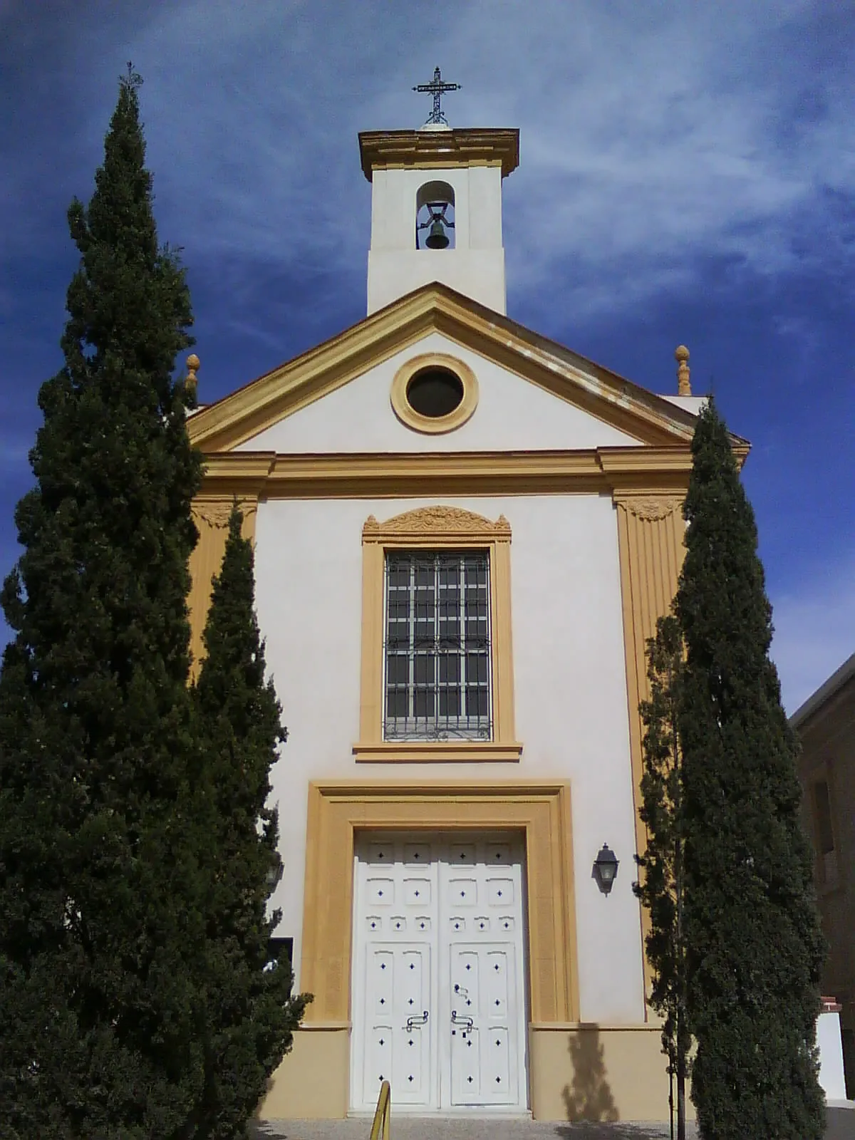Photo showing: A church in Fortuna, Spain