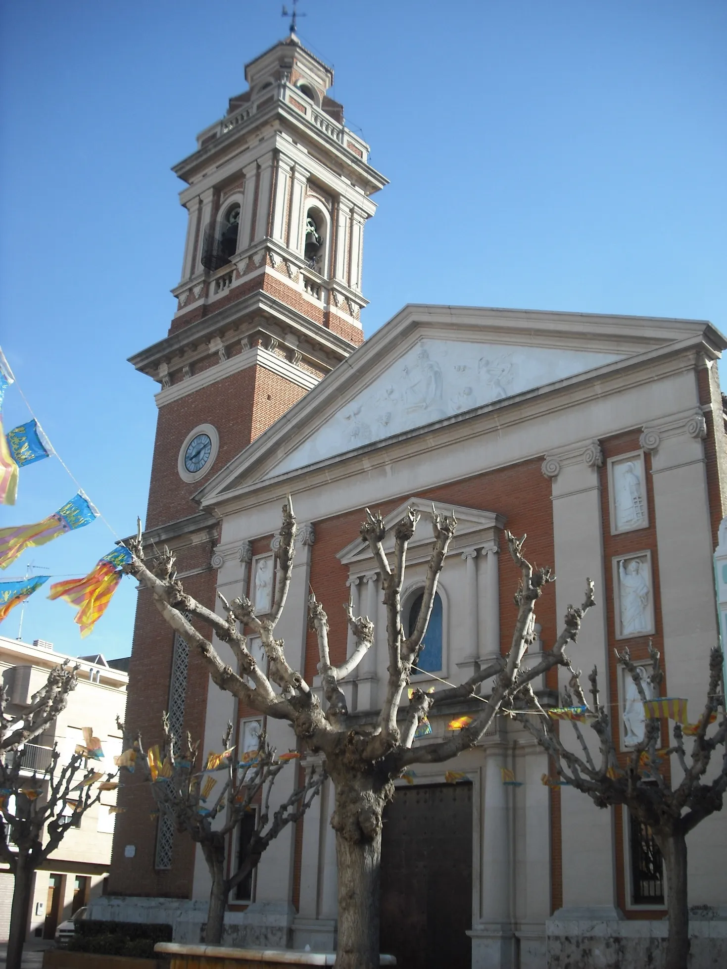 Photo showing: Església de Tavernes Blanques.