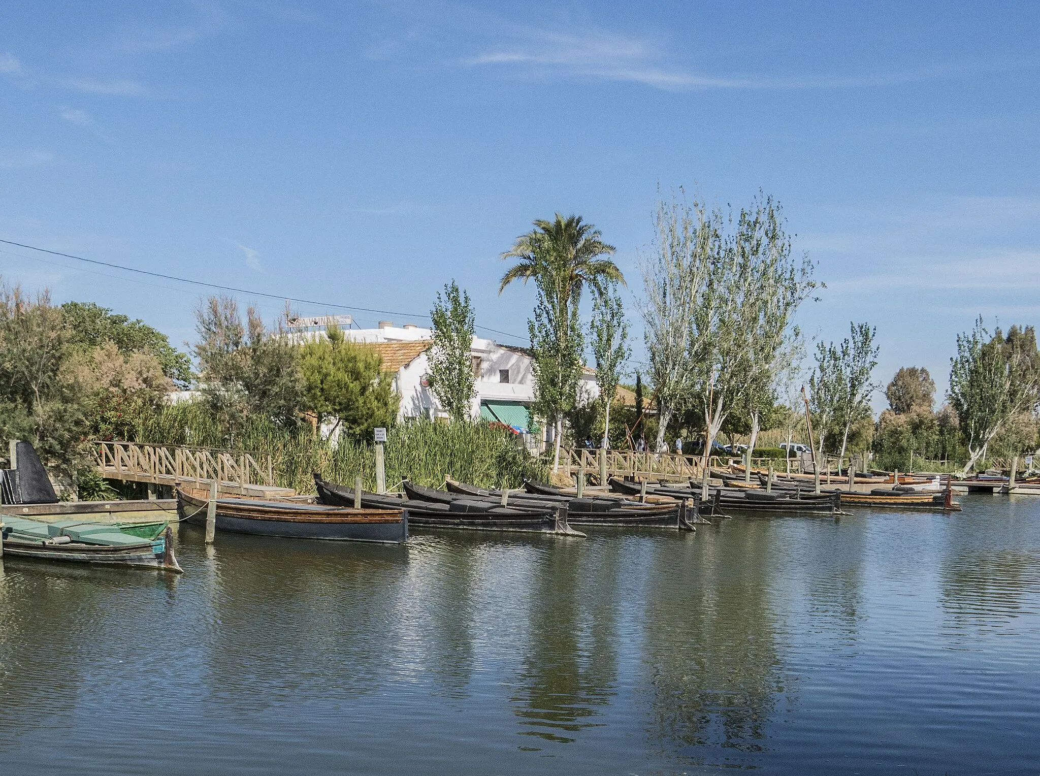 Photo showing: Catarroja és un municipi del País Valencià situat a la comarca de l'Horta Sud. El port és un dels punts d'entrada al Parc Natural de l'Albufera de València.