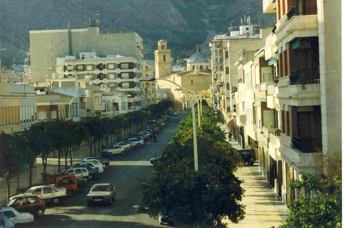 Photo showing: Paseo de la Estación en 1997. Callosa de Segura