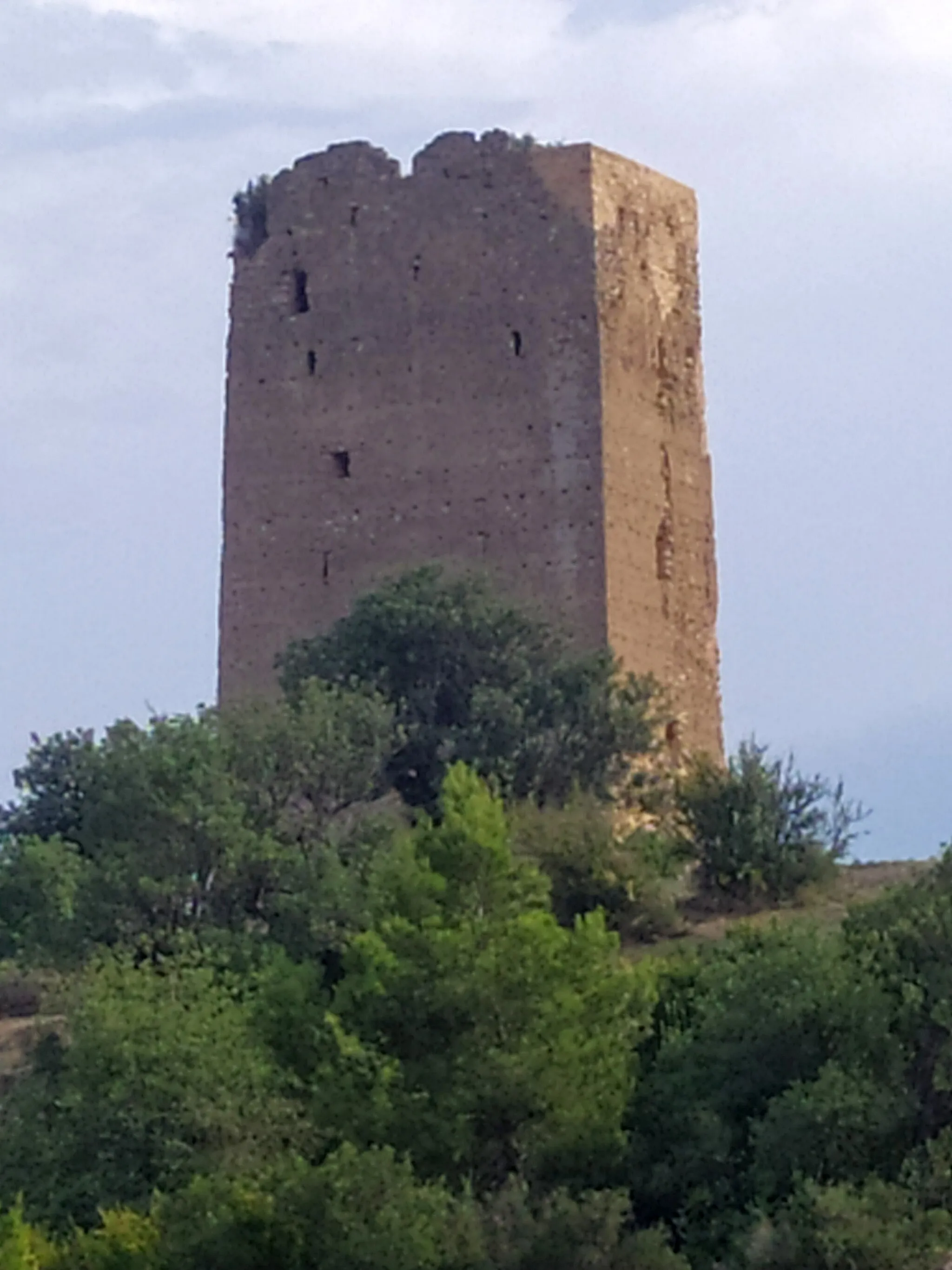 Photo showing: Torre islámica andalusí del Castillo de  de Montroy. Valencia. España. Construcción almohade del siglo XII