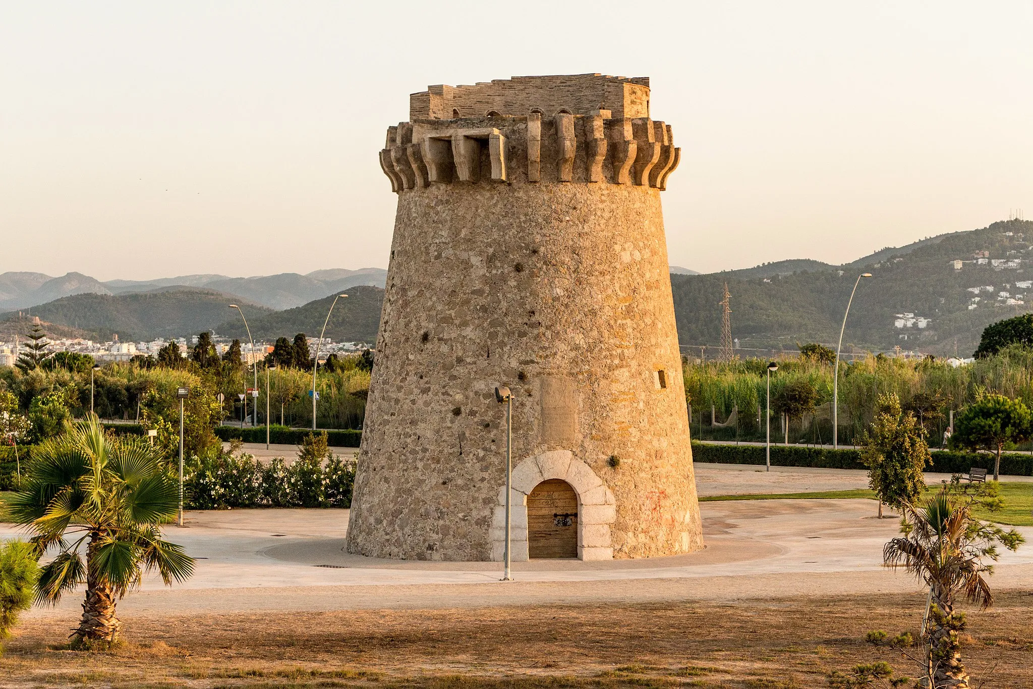 Photo showing: Watchtower in en:Piles, Valencia