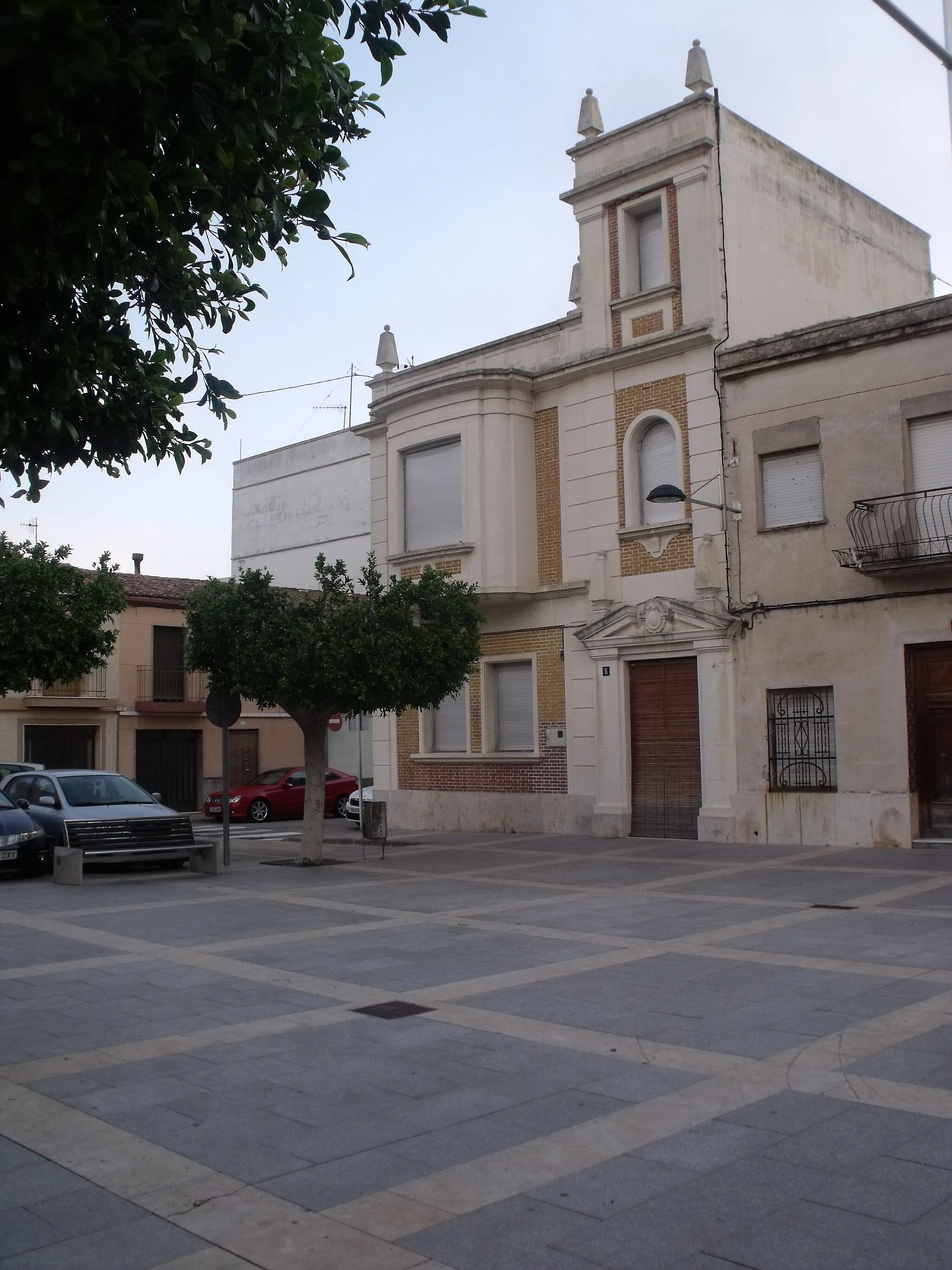 Photo showing: Casa del pueblo