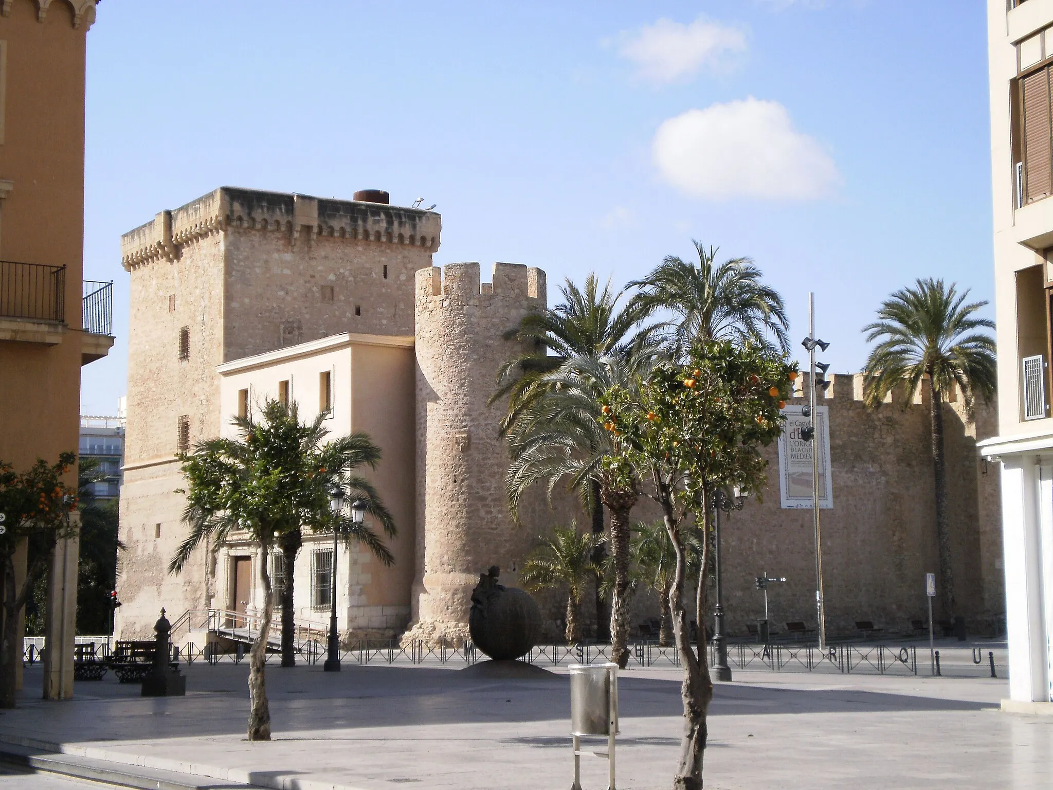 Photo showing: Altamira Castle-Palace