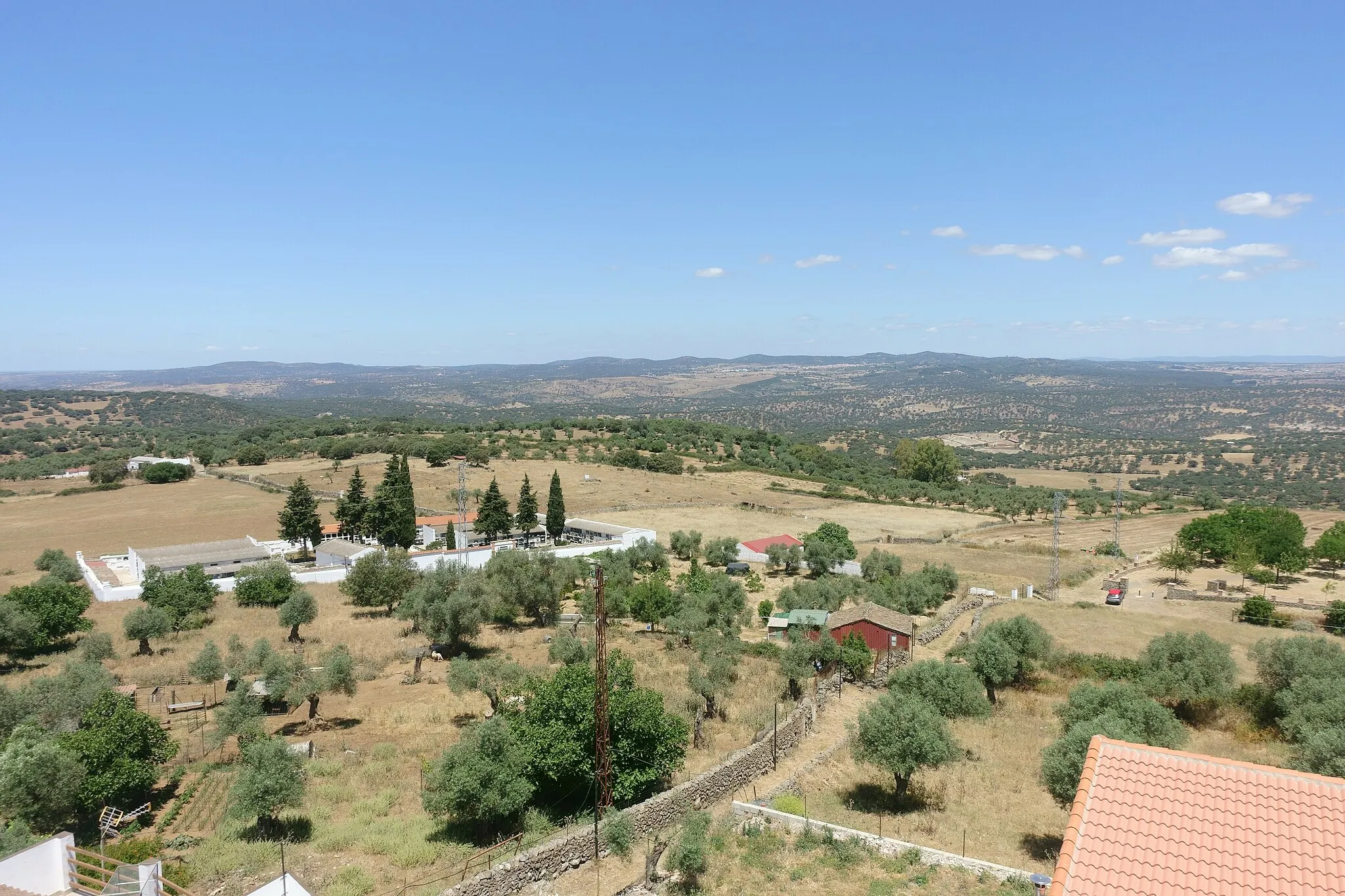 Photo showing: Vista panorámica desde el castillo de Cumbres Mayores (Huelva, España).