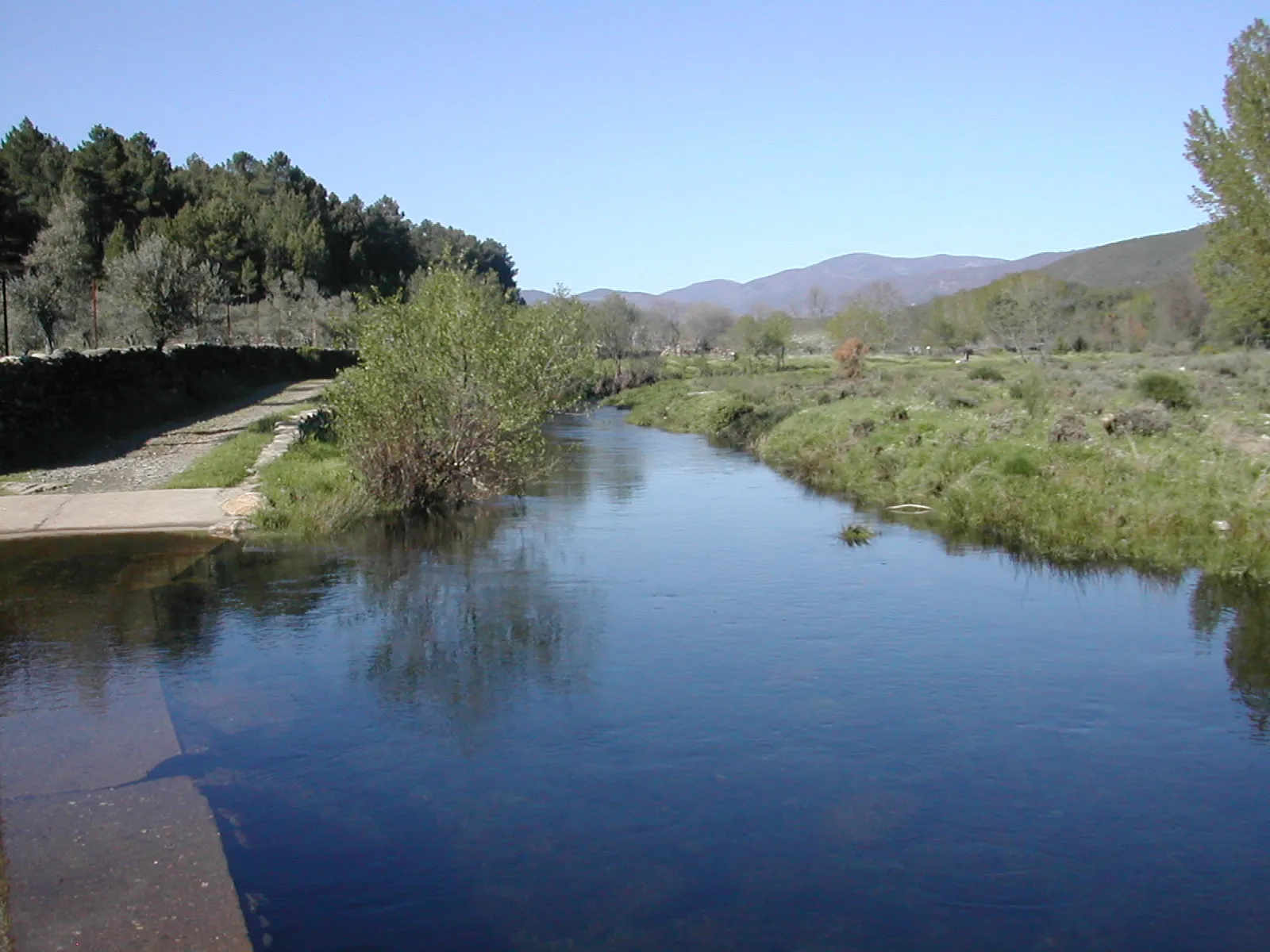 Photo showing: Río Arrago.