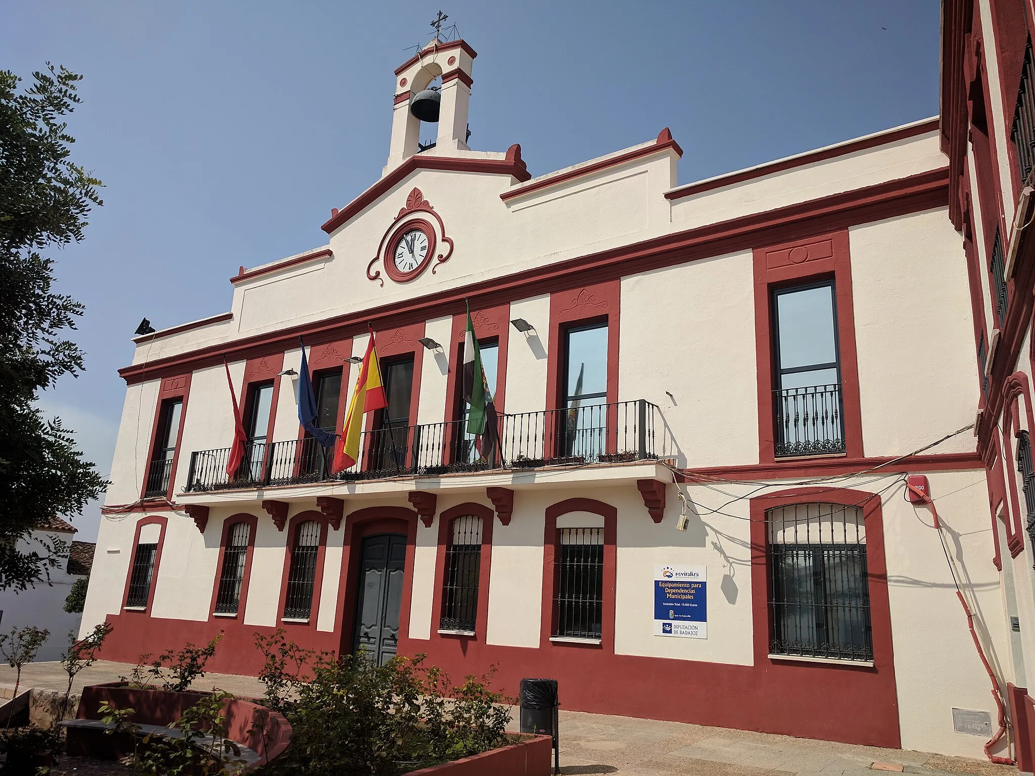 Photo showing: Casa consistorial del ayuntamiento de La Garrovilla