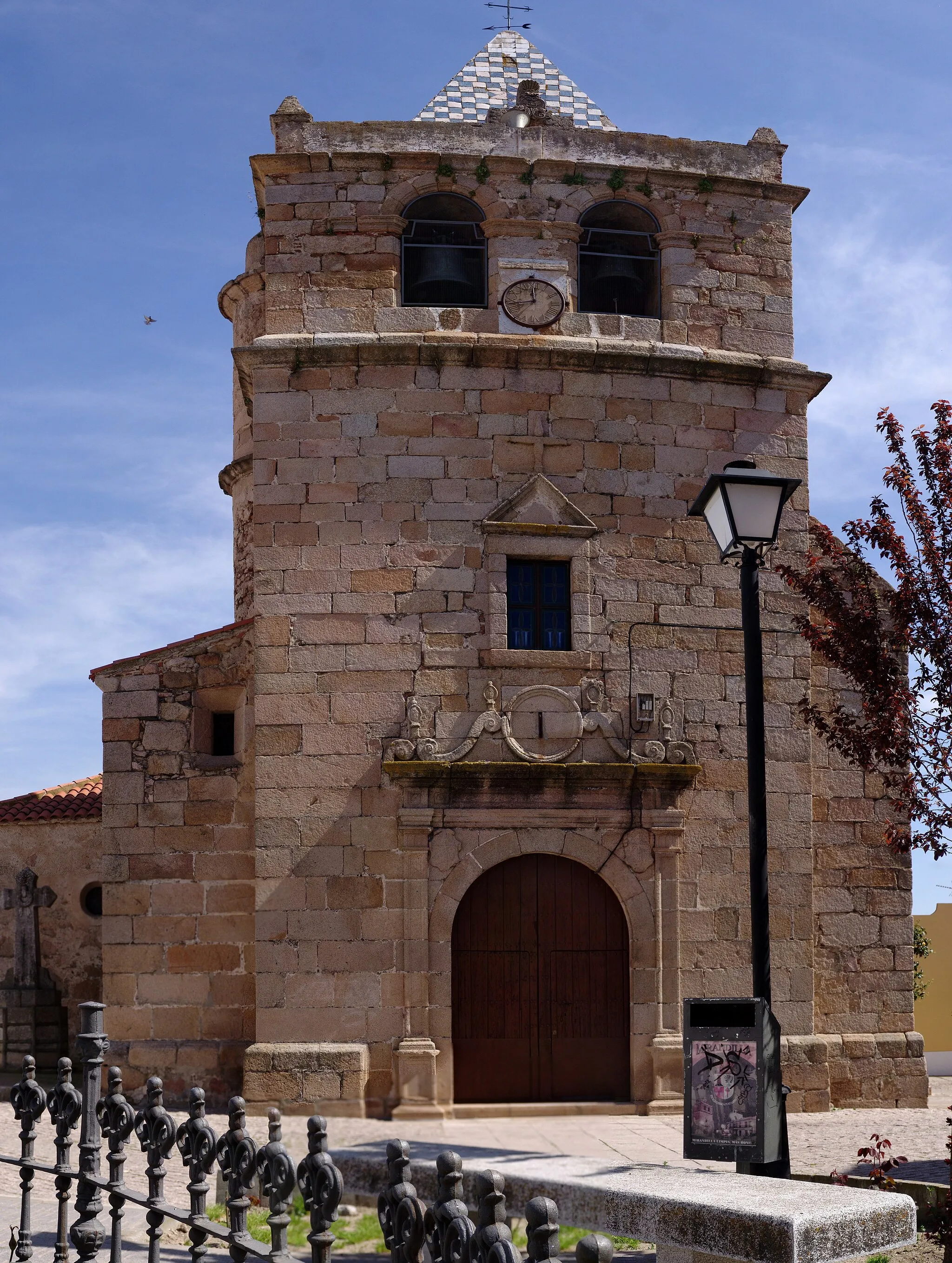 Photo showing: Iglesia de Mirandilla