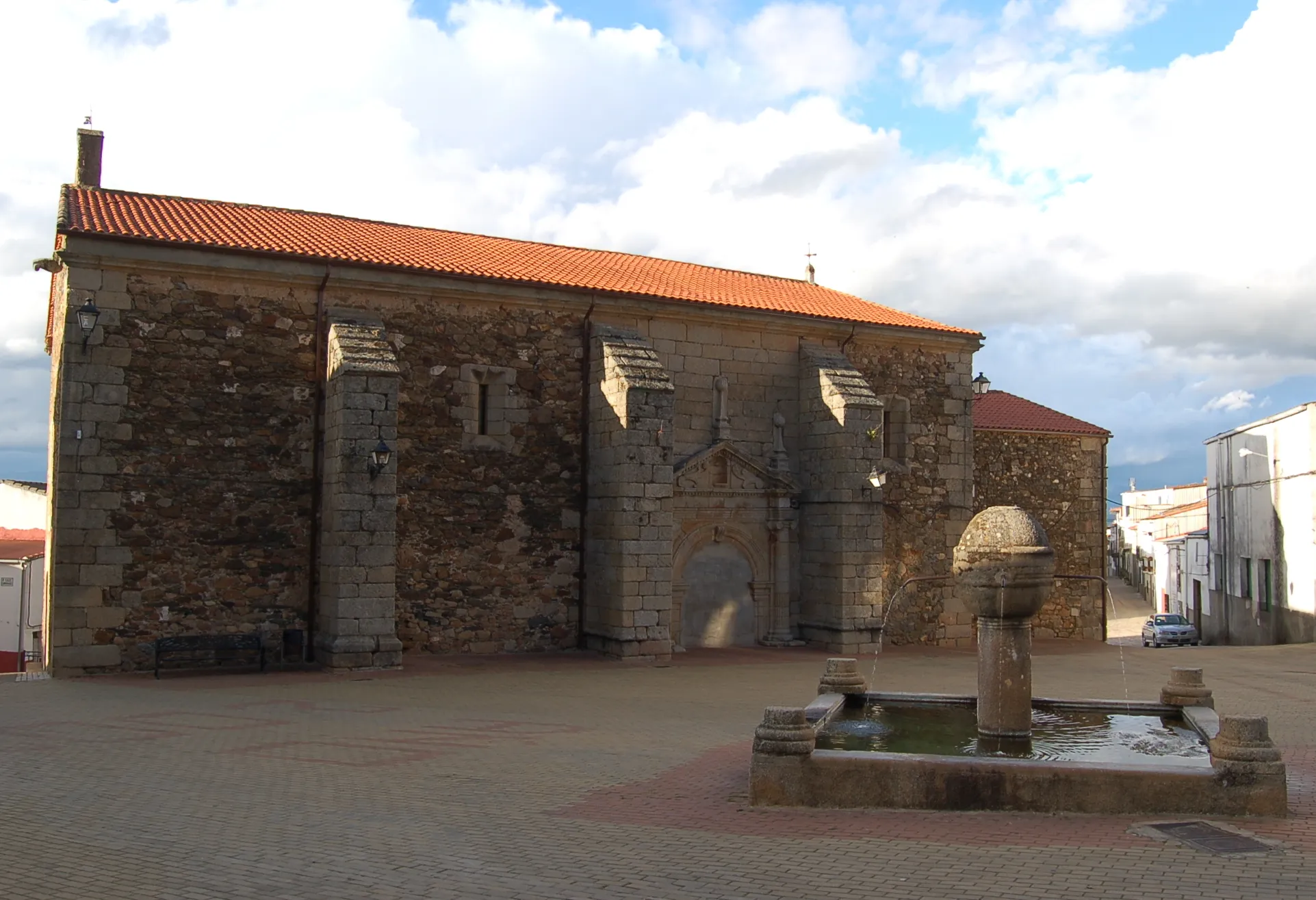 Photo showing: Iglesia de Santa Cruz de Paniagua