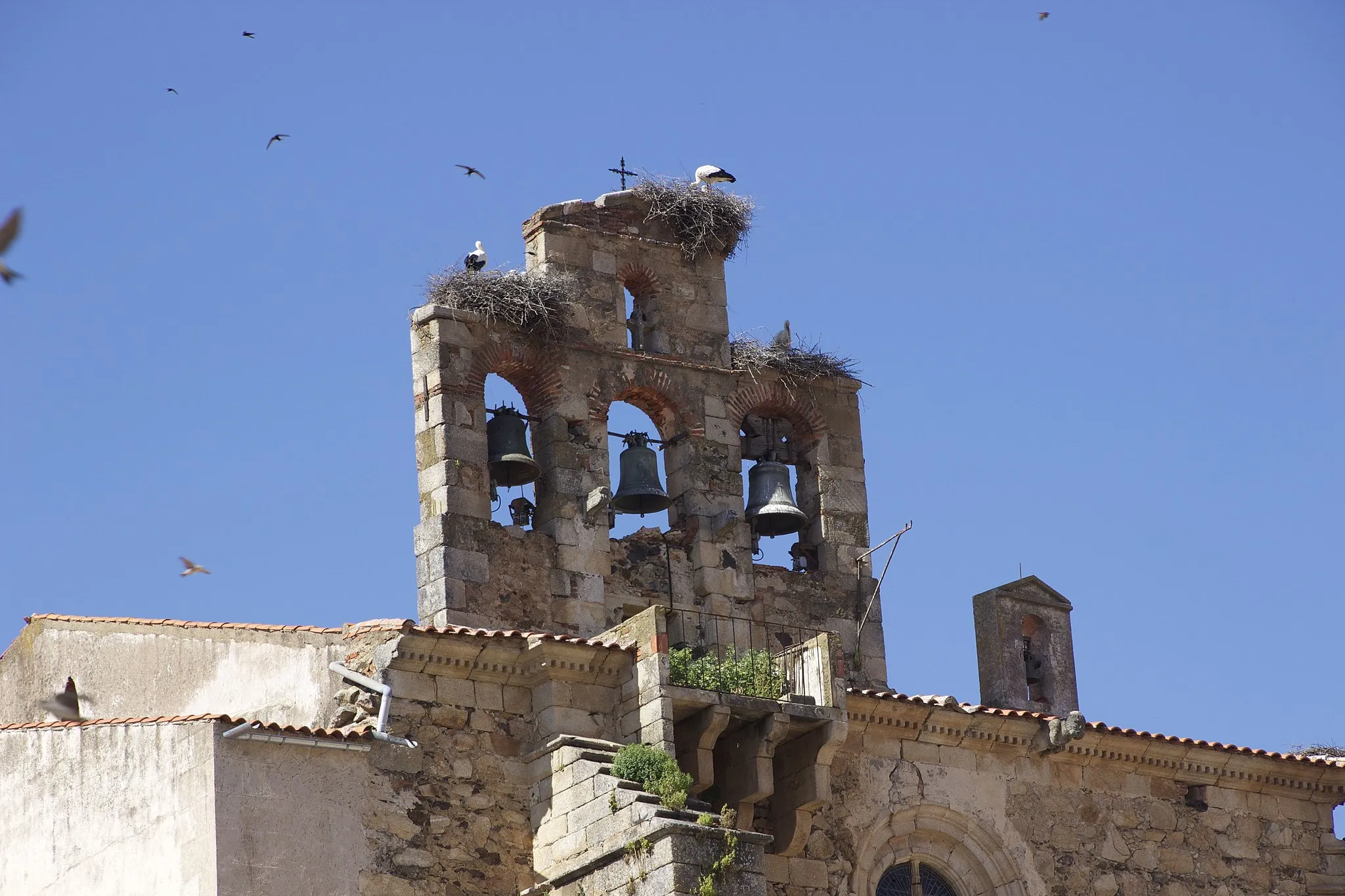 Photo showing: Bells of the church "Iglesia de San Mateo"