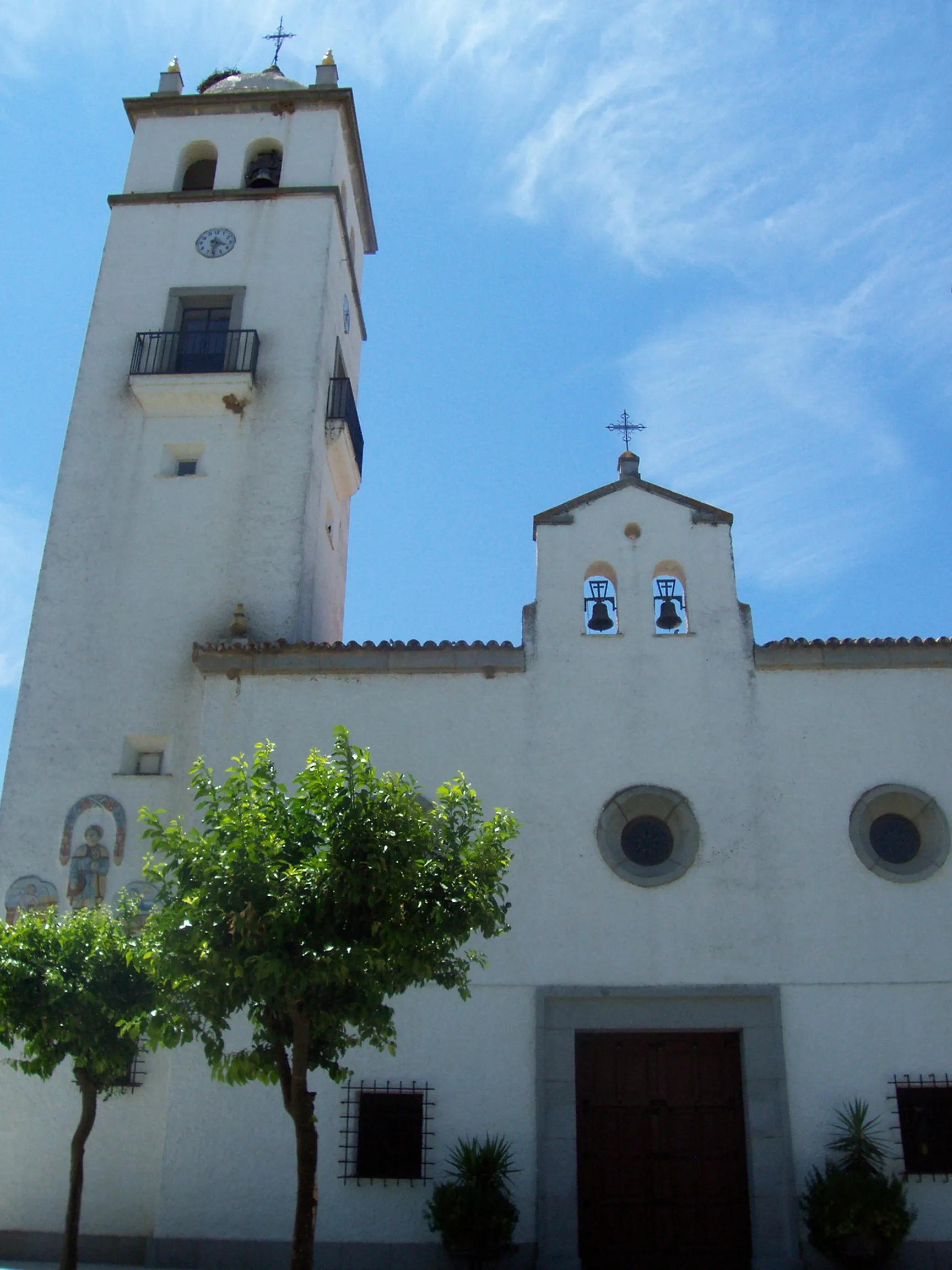 Photo showing: IGLESIA PARROQUIAL SAGRADA FAMILIA