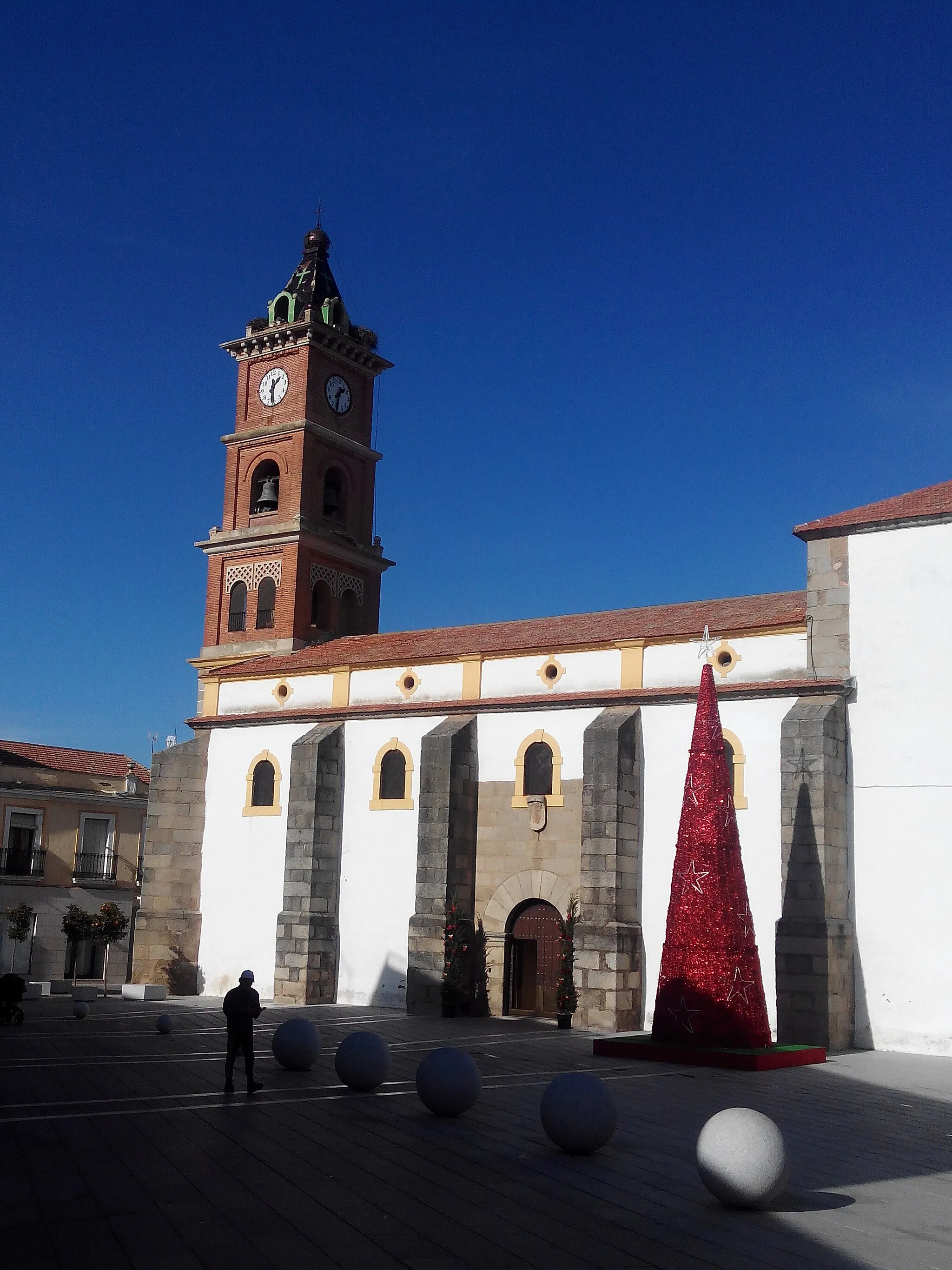 Photo showing: fotografía de la iglesia de Nuestra Señora de los Milagros Quintana de la Serena