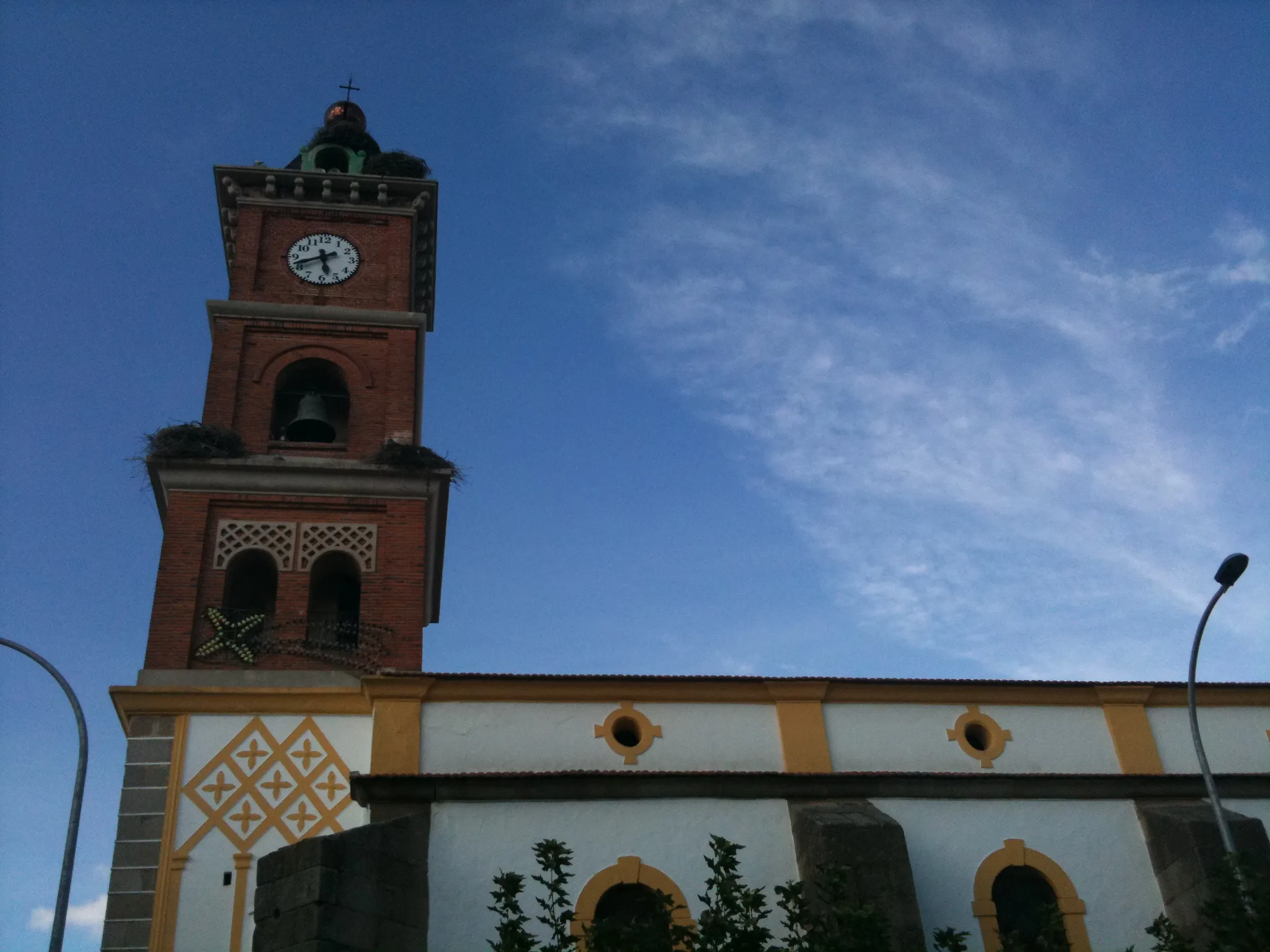 Photo showing: Parroquia de Nuestra Señora de los Milagros, patrona de la localidad.