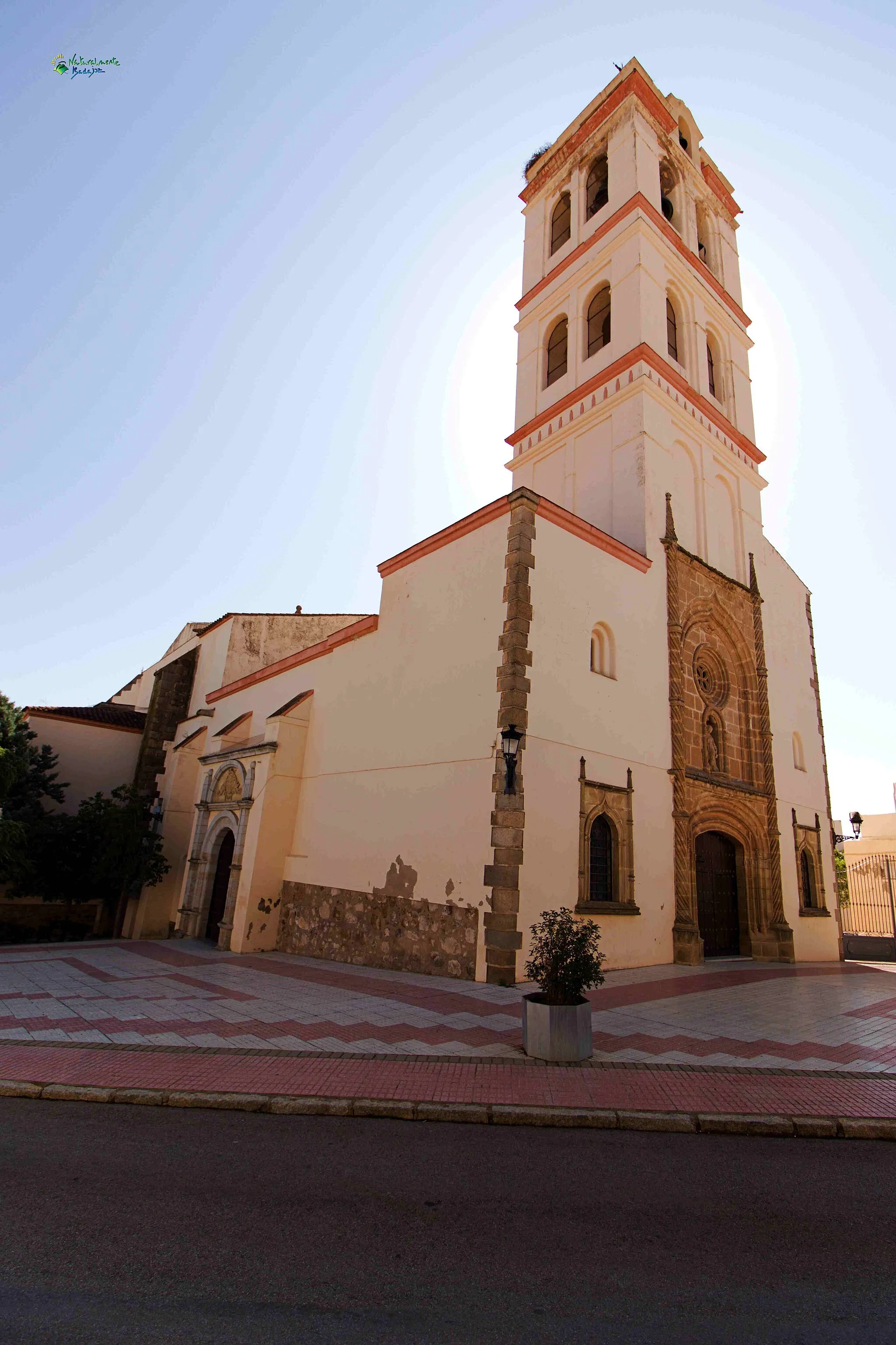 Photo showing: Torre de la Iglesia de Santa Marta