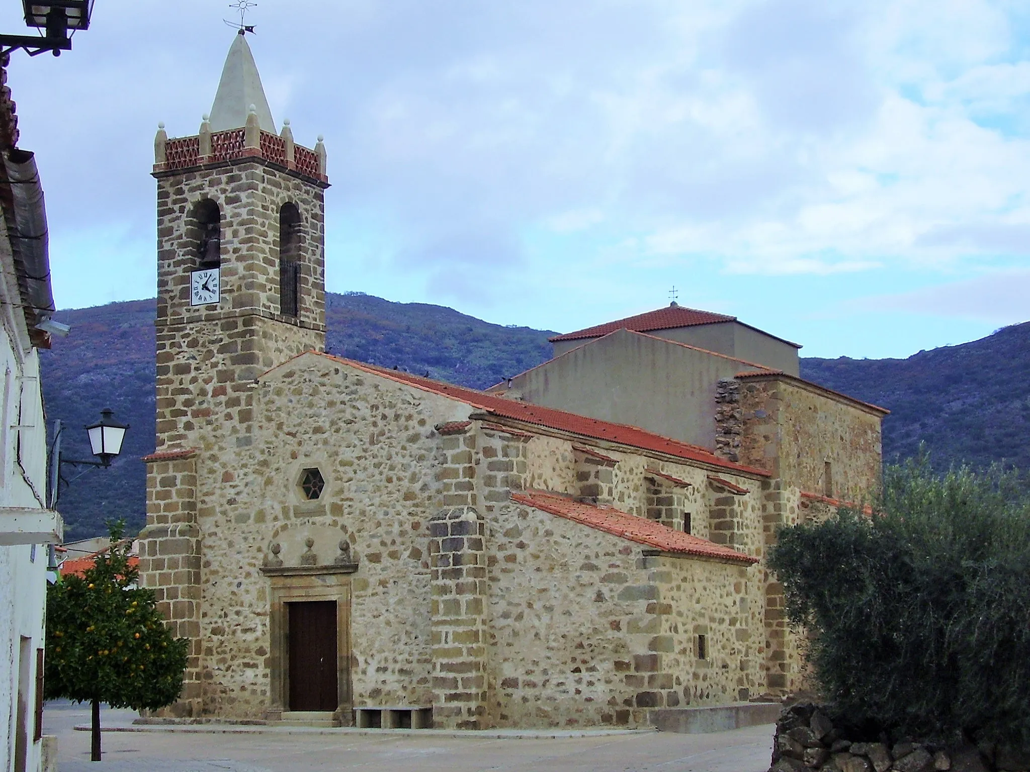 Photo showing: Iglesia de Valdemorales-Cáceres.