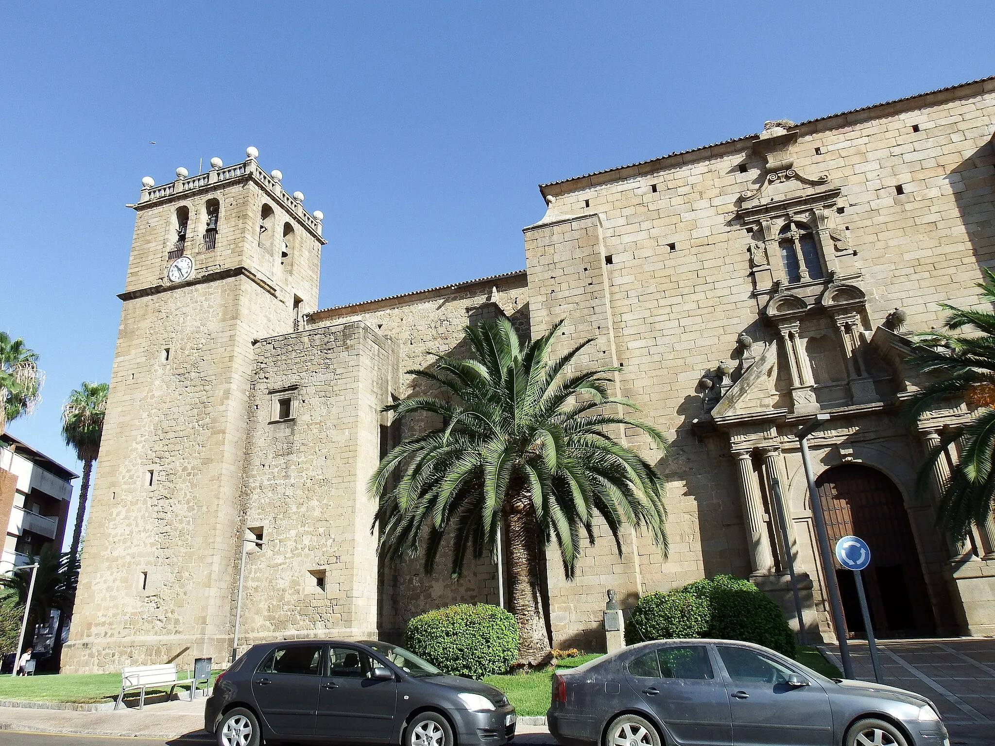 Photo showing: Iglesia Parroquial de Santiago