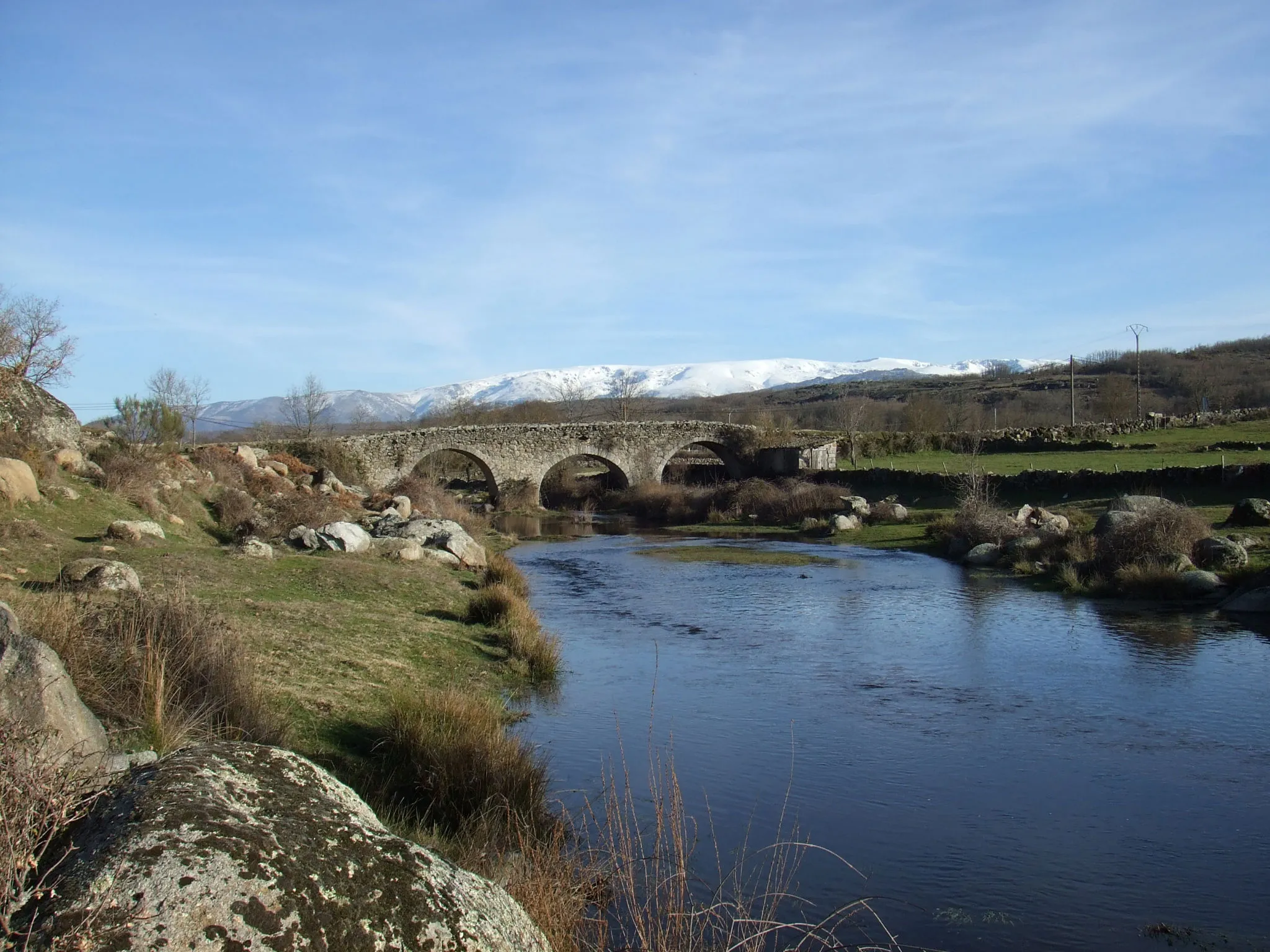 Photo showing: Puente sobre el río Sangusín en Horcajo de Montemayor