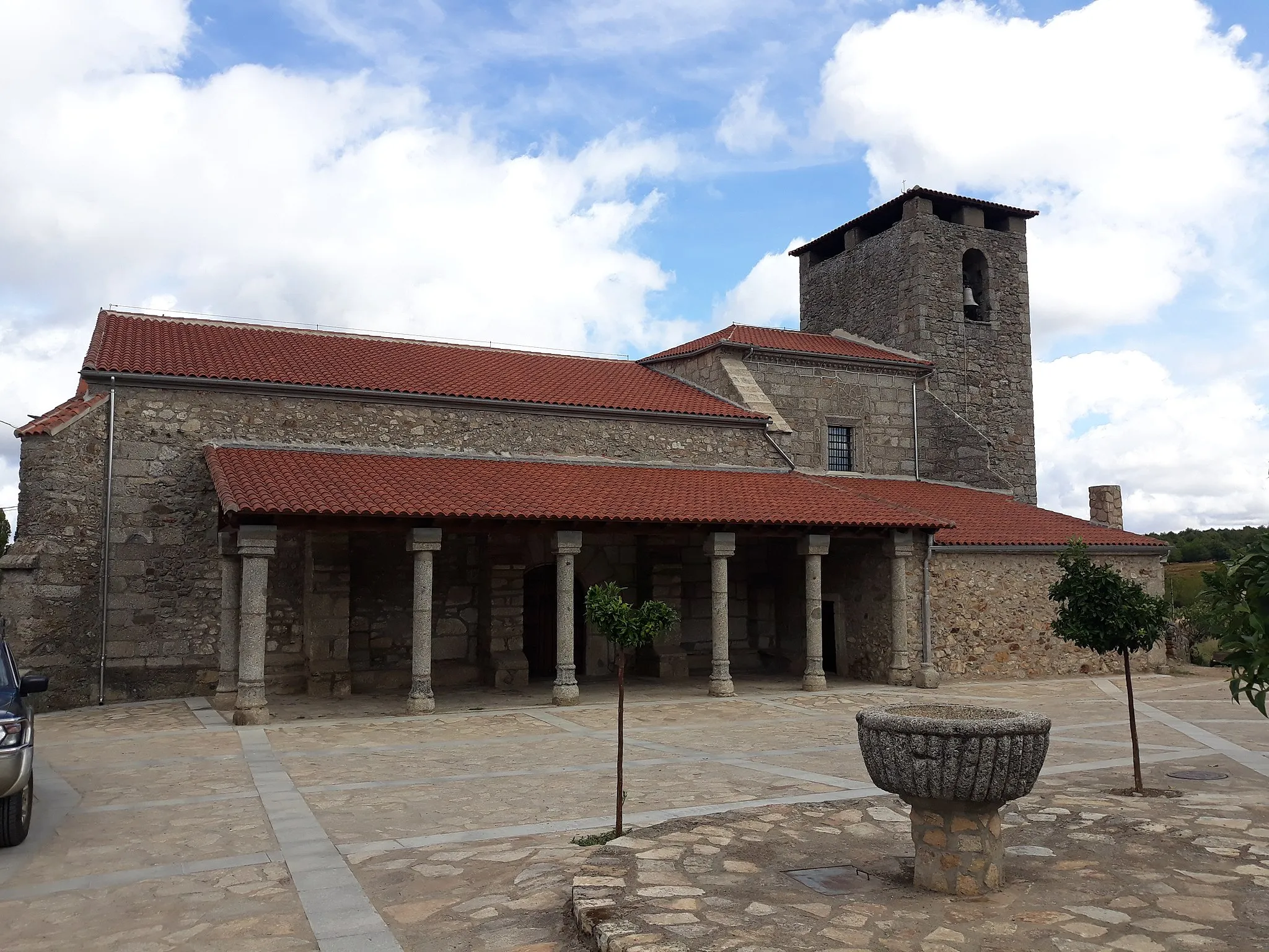 Photo showing: Vista general de la iglesia de Nuestra Señora de la Asunción en Lagunilla, Salamanca