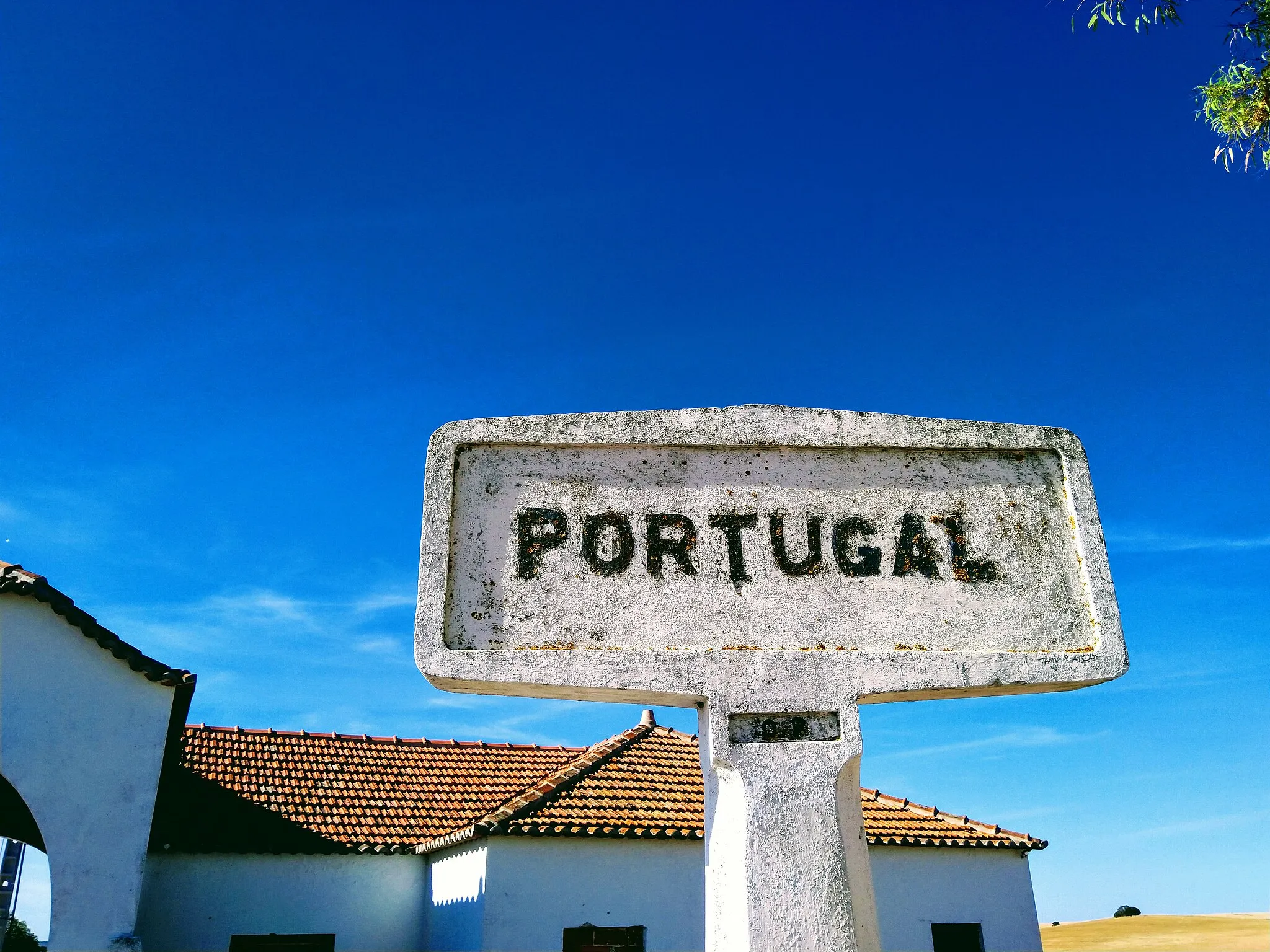 Photo showing: Portuguese border west of Badajoz on BA-020