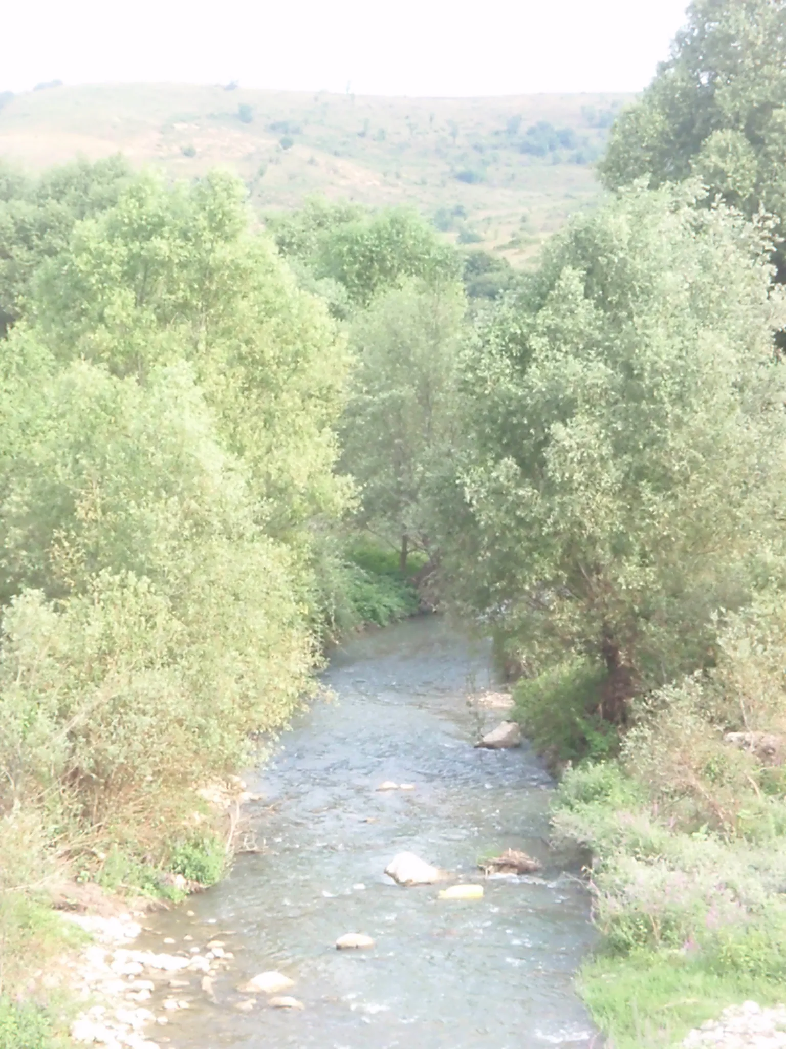 Photo showing: Varanda river on the administrative border of the Martuni and Hadrout districts of the Republic of Mountainous Karabakh (Artsakh).