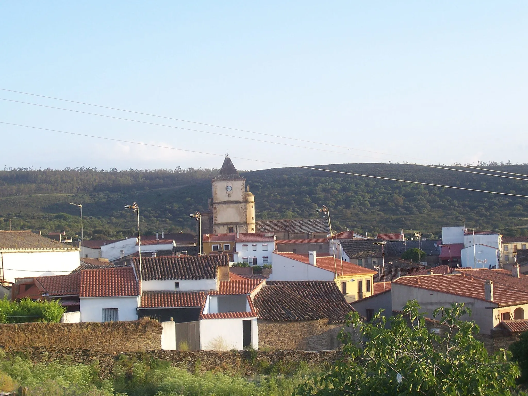 Photo showing: Vista de Serrejón (provincia de Cáceres, España) desde la ermita de San Antonio