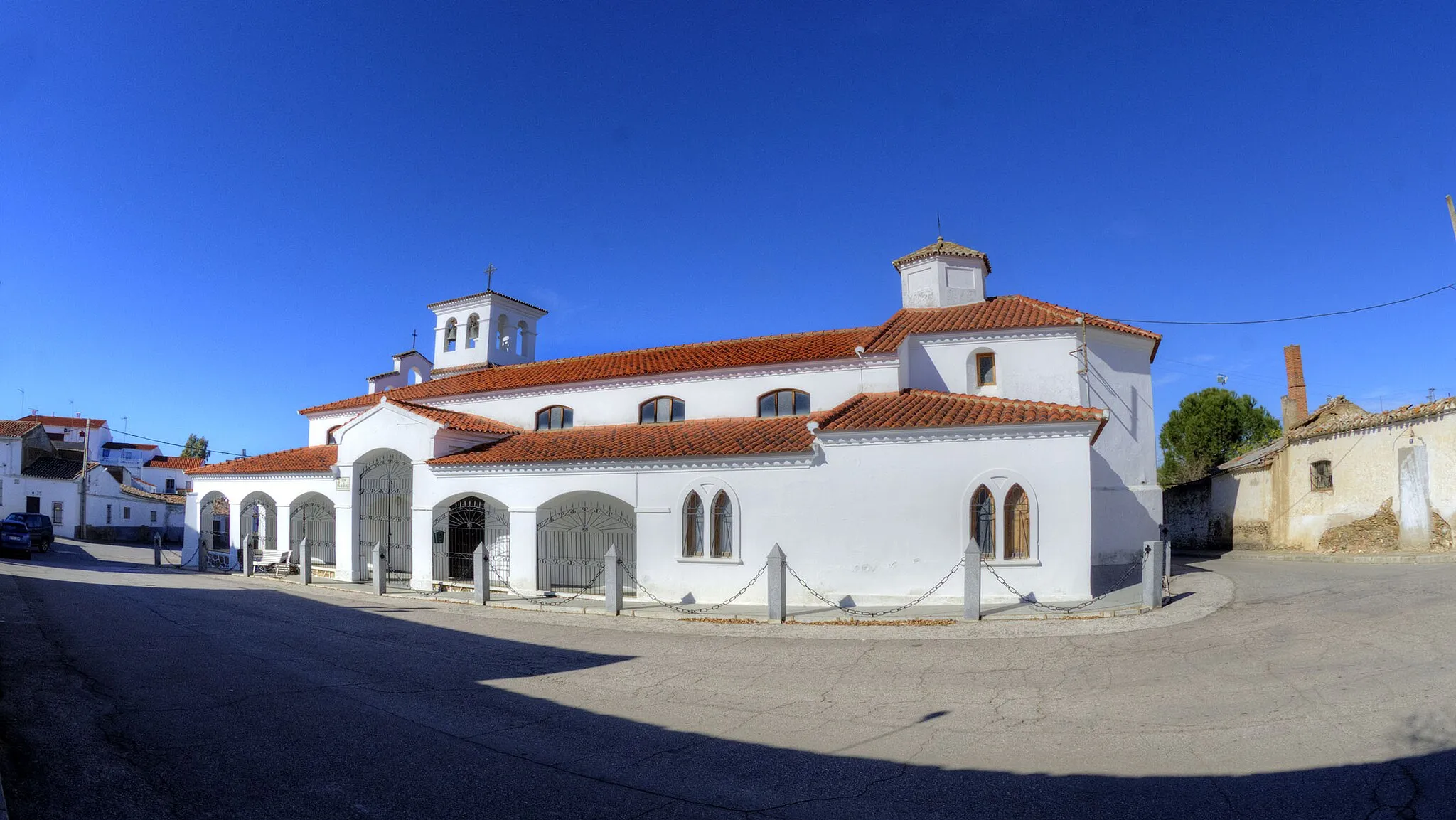 Photo showing: Iglesia parroquial en la Plaza de la Iglesia de Higuera de Llerena, Badajoz