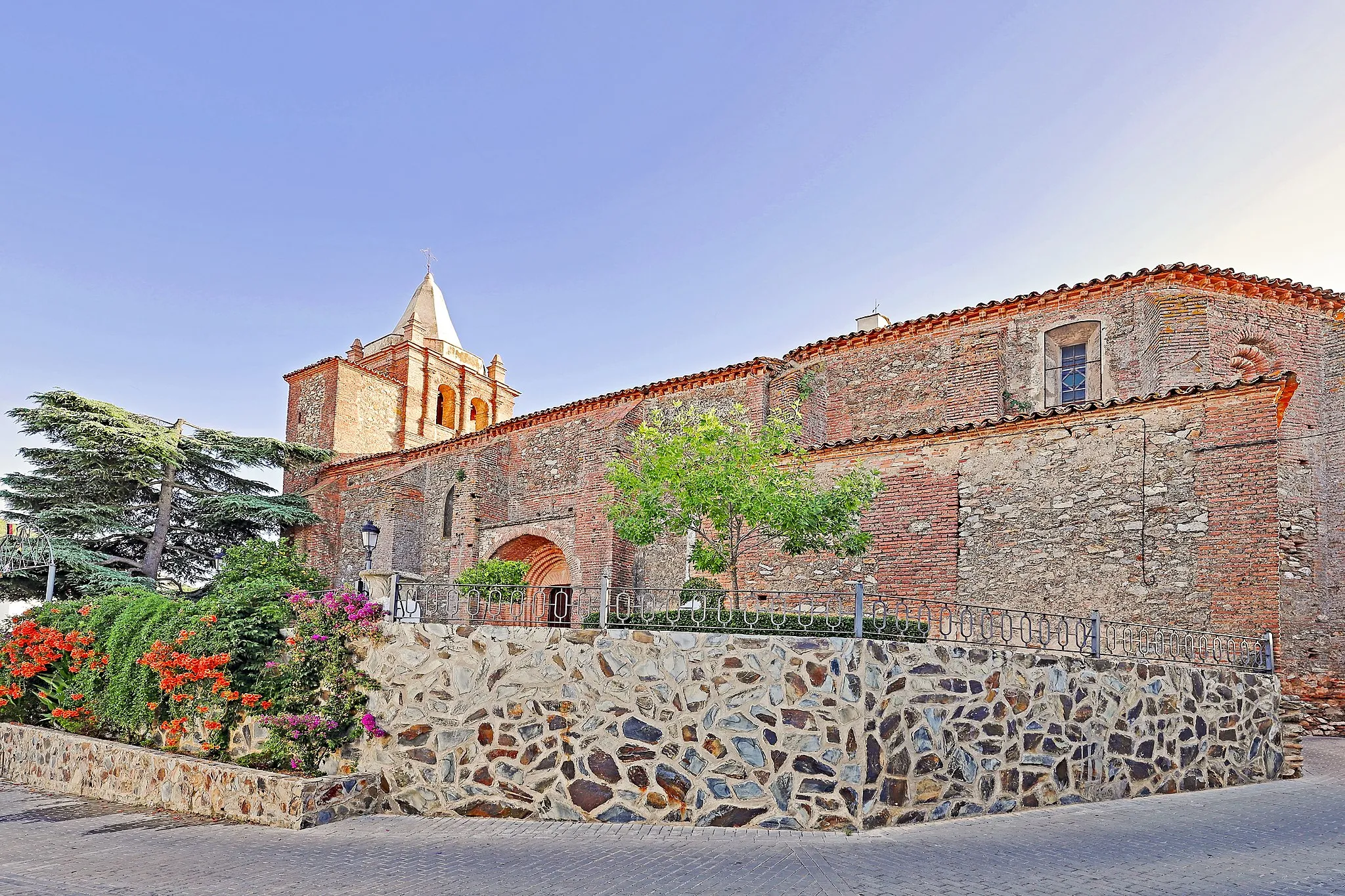 Photo showing: Trasierra es un municipio de la comarca Campiña del Sur, en la provincia de Badajoz.