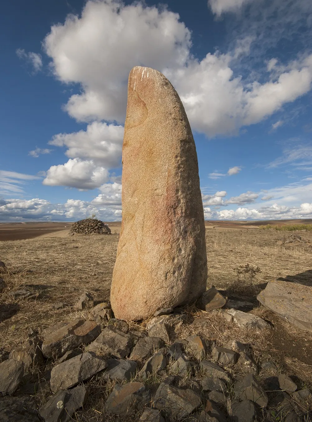 Photo showing: Menhir del Rábano de Valencia del Ventoso