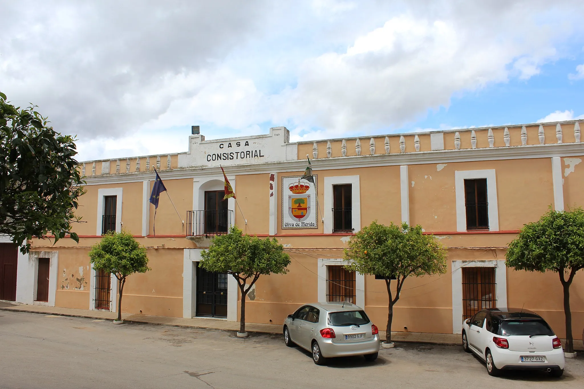 Photo showing: Oliva de Mérida. Ayuntamiento