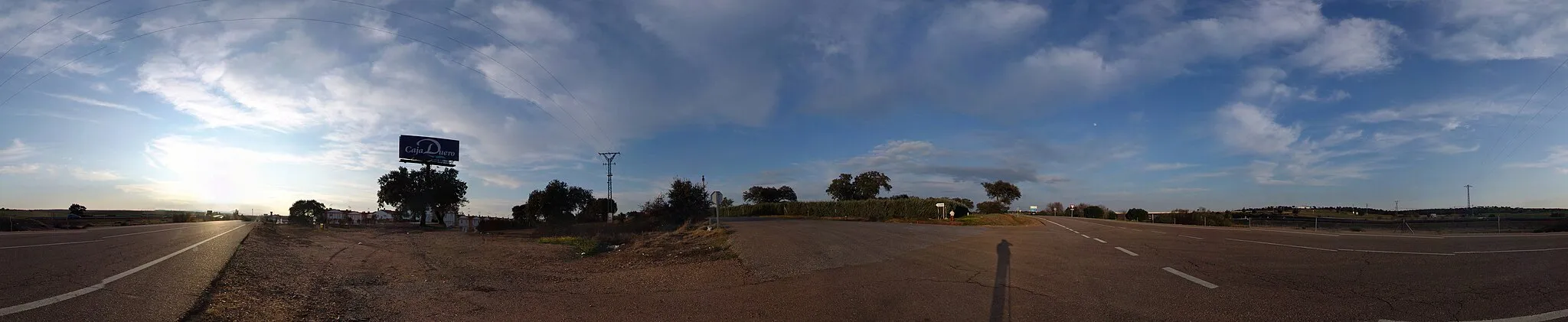 Photo showing: Cruce a la piscina 360º