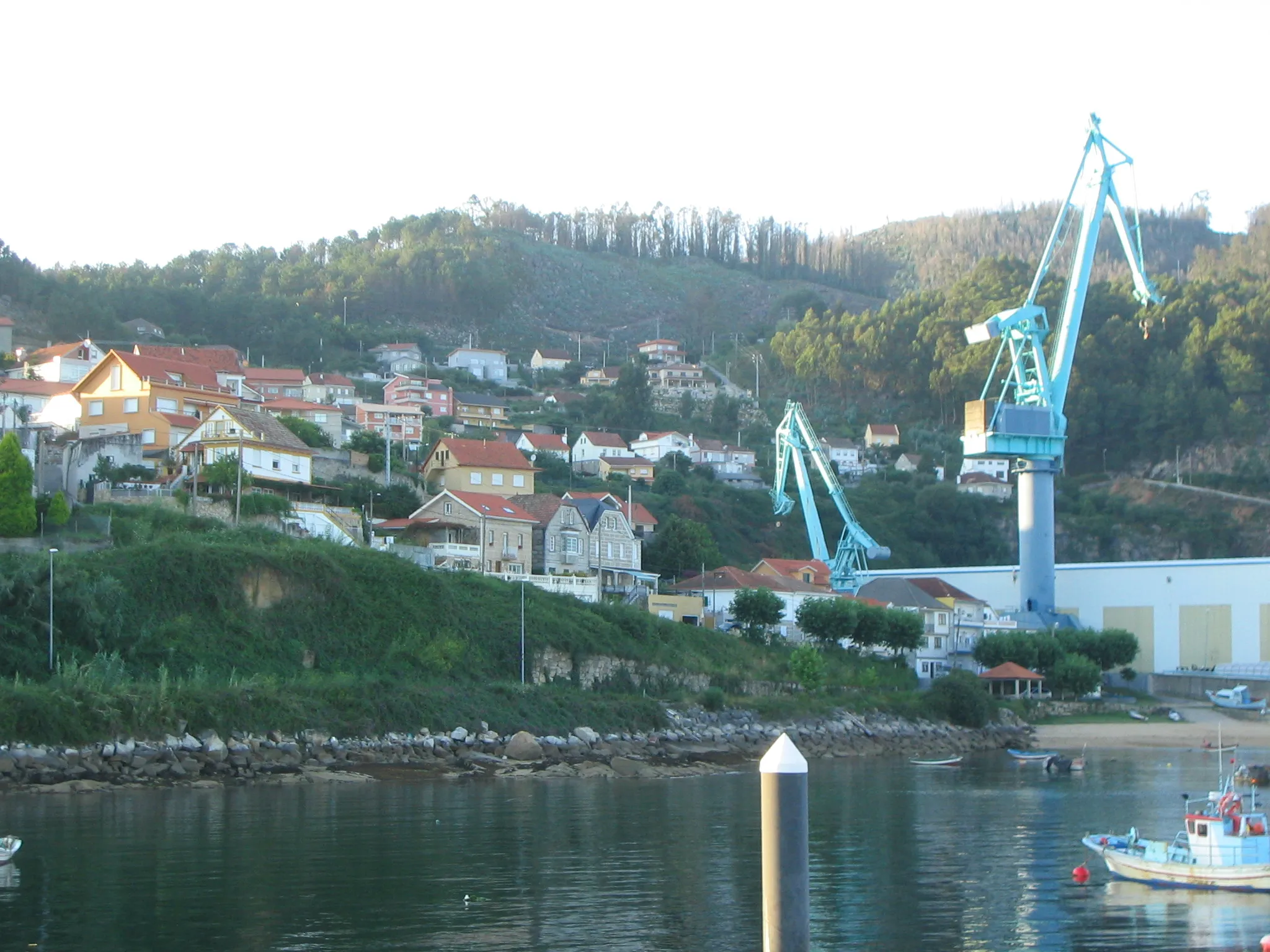 Photo showing: Vista del barrio de Isamil de Meira en Moaña, Pontevedra, Galicia (España).