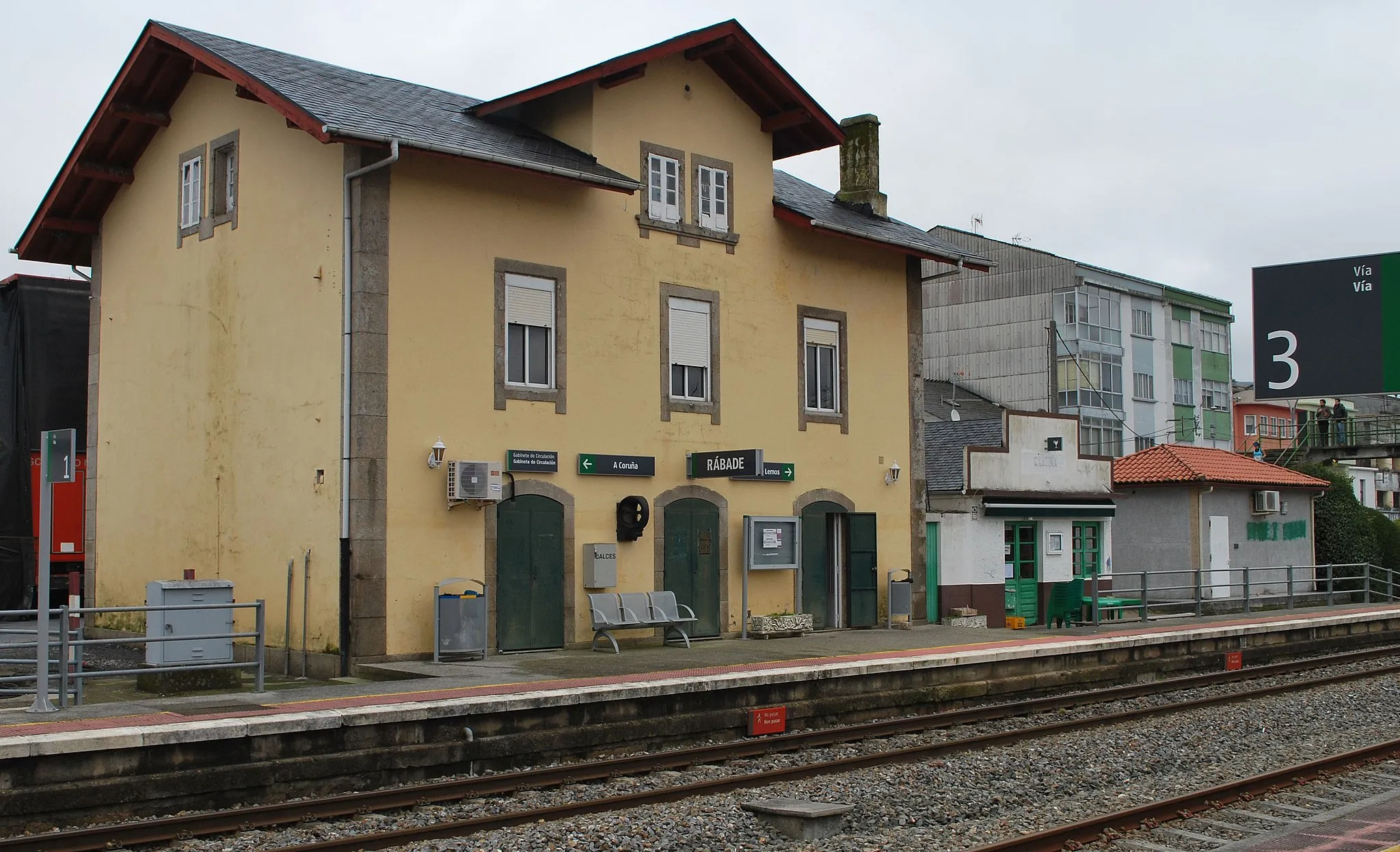 Photo showing: Vista da estación de Rábade en la provincia de Lugo, Galiza.