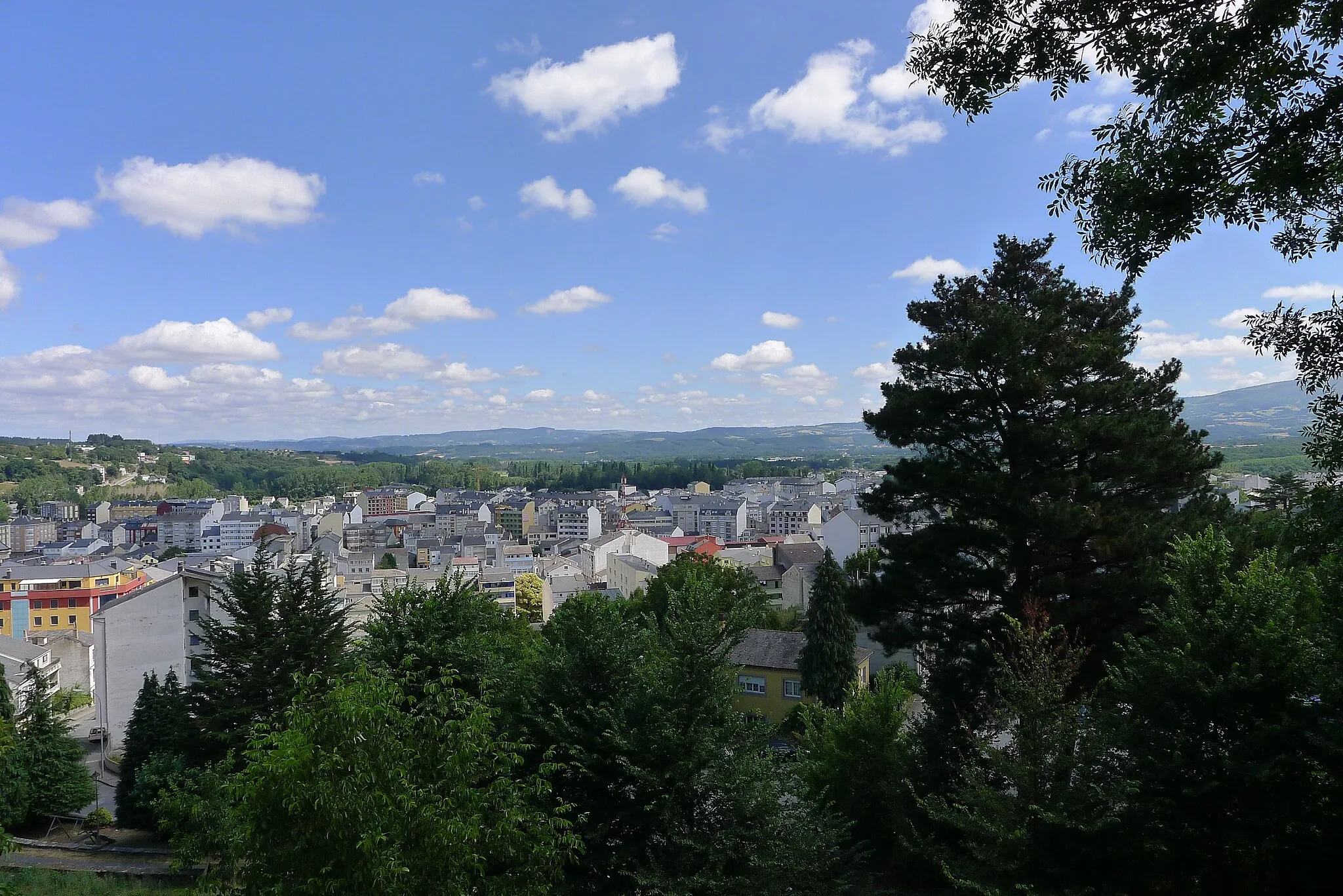 Photo showing: Vista de Sarria - 2012