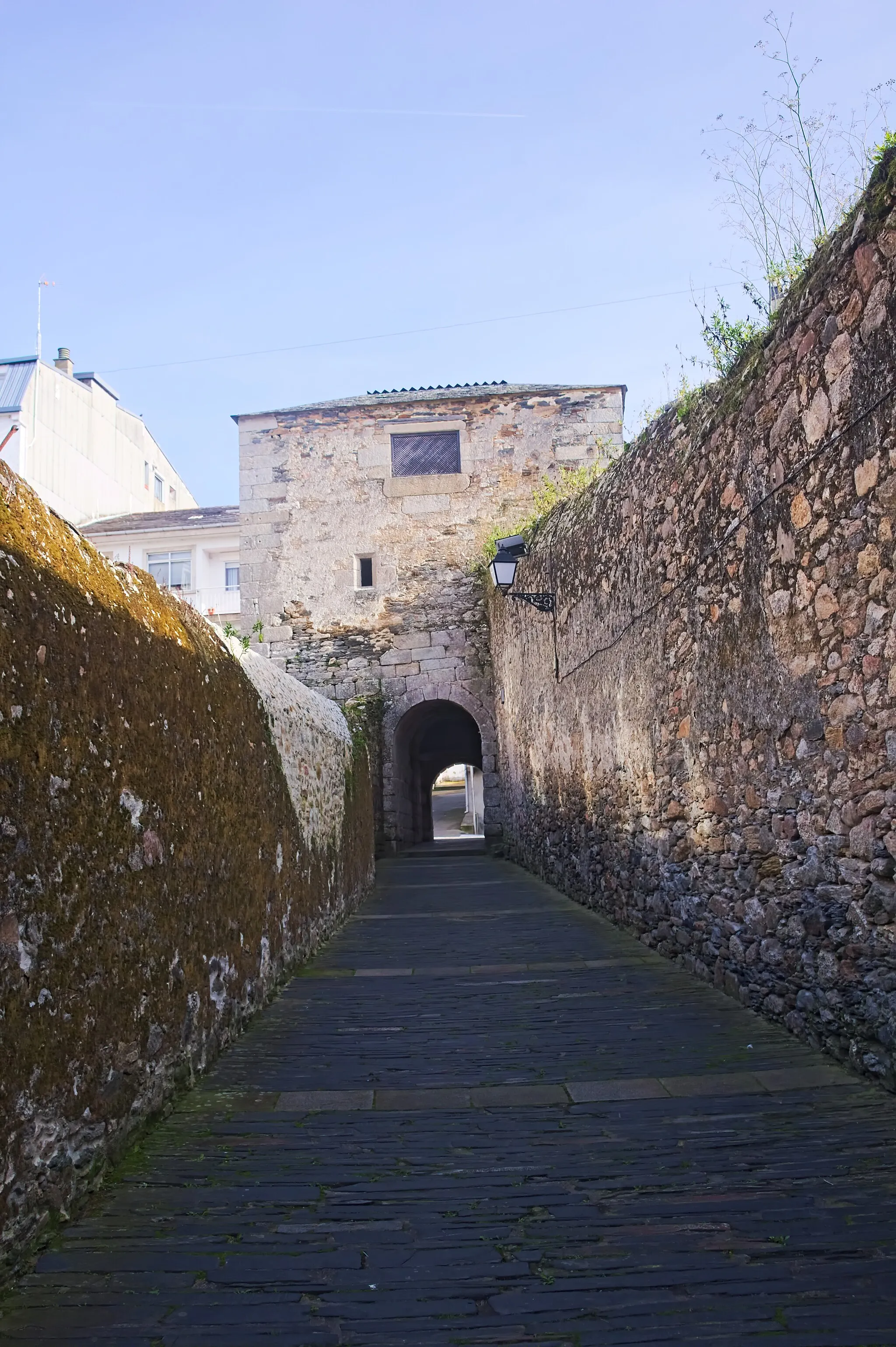 Photo showing: Valado gate, in Viveiro, Galicia, Spain.