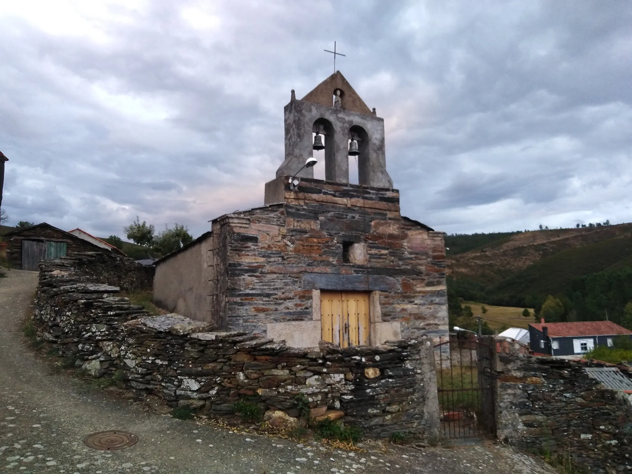 Photo showing: Igrexa de San Lucas de Parada da Serra