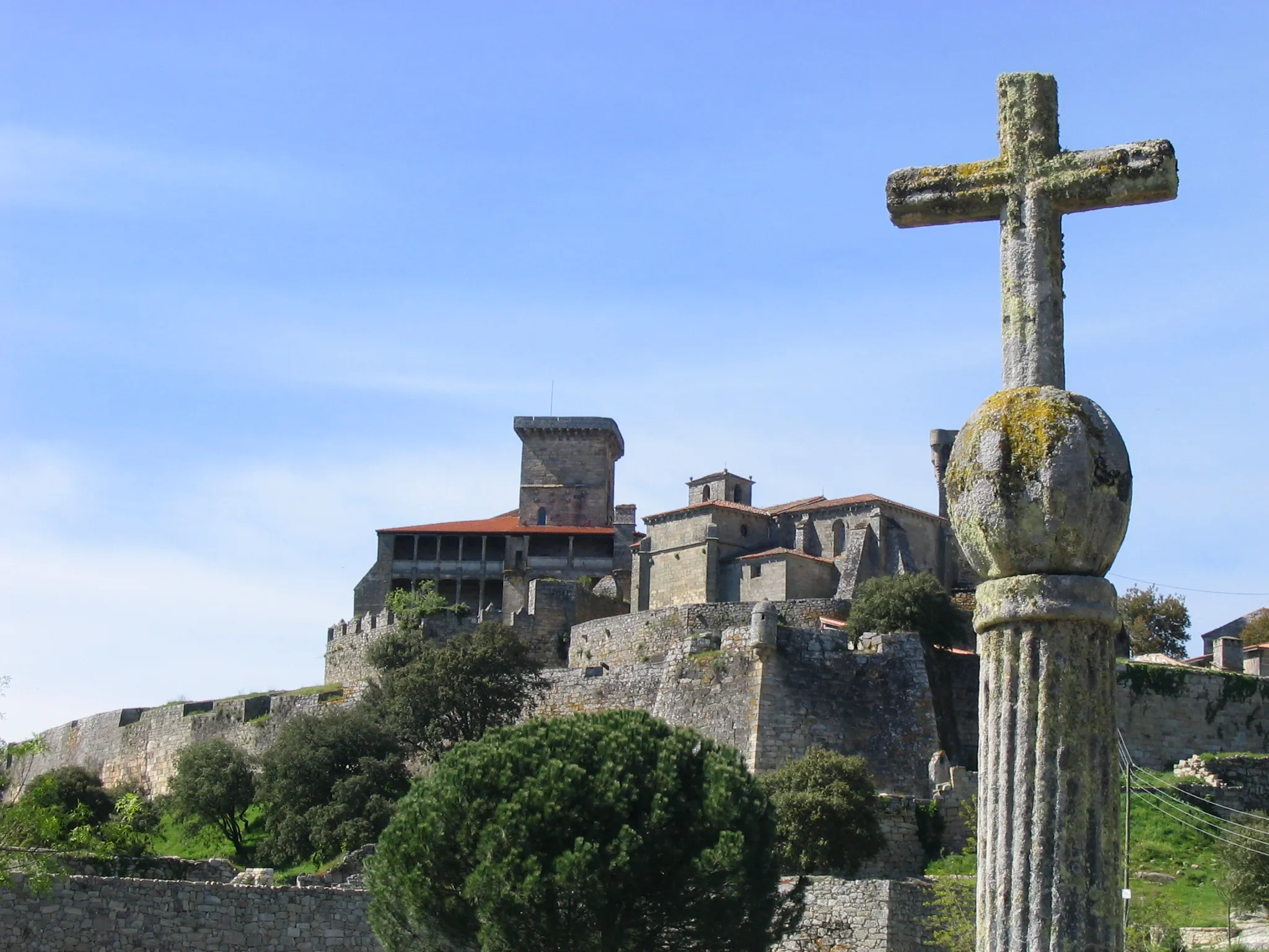 Photo showing: Cruceiro en Ourense, castelo de Monterrei, Galiza 'Cruceiro en Ourense'
