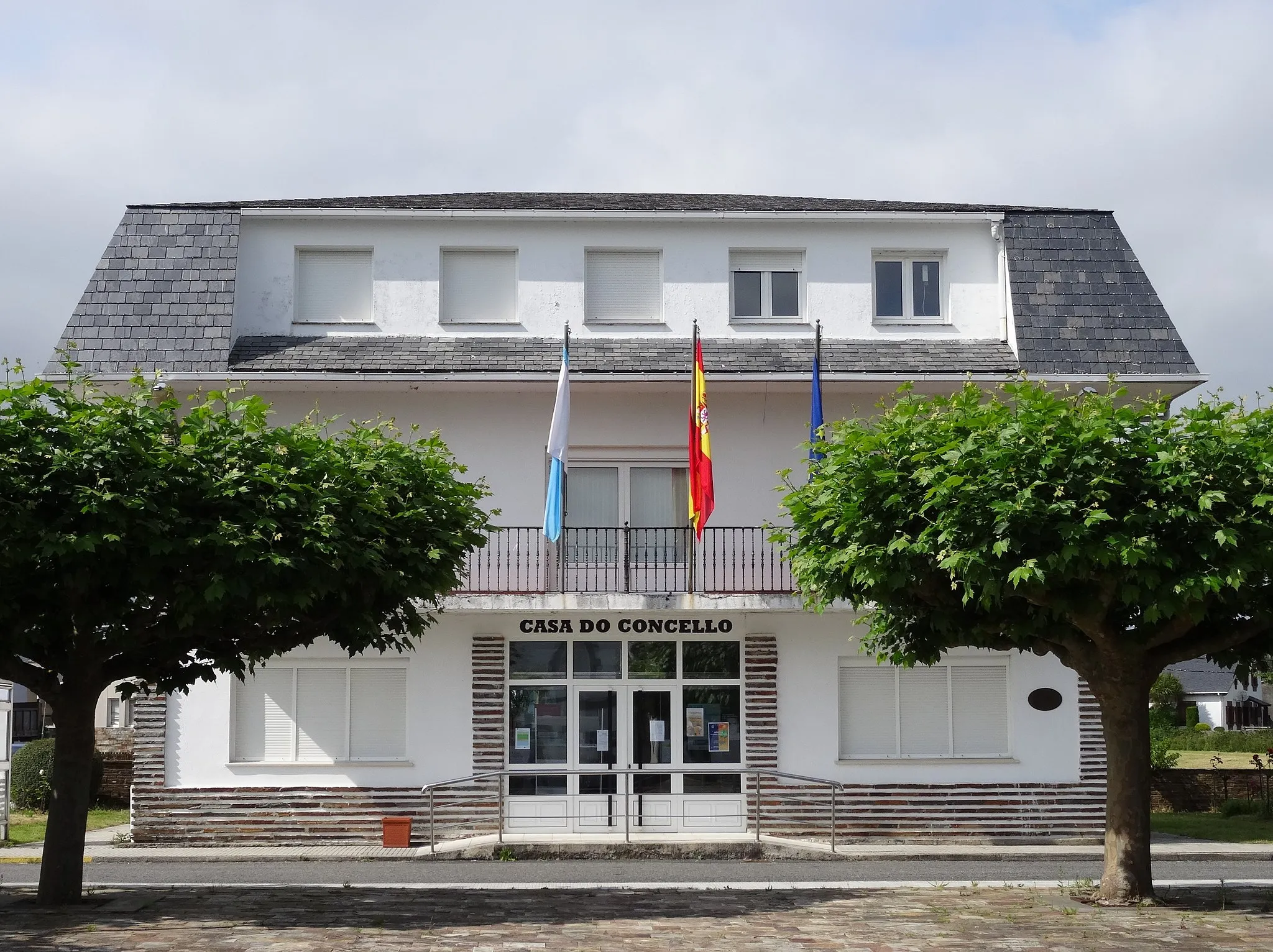 Photo showing: Casa do concello en Xermade, Lugo.