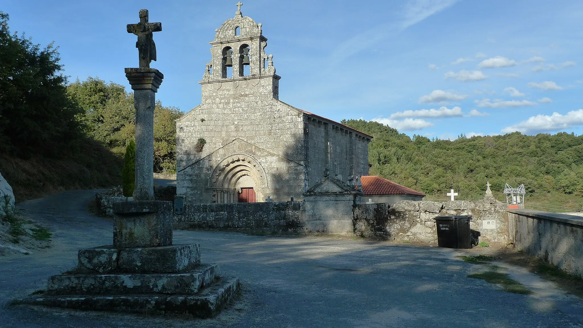 Photo showing: Igrexa de San Pedro de Bembibre - Taboada (Lugo)