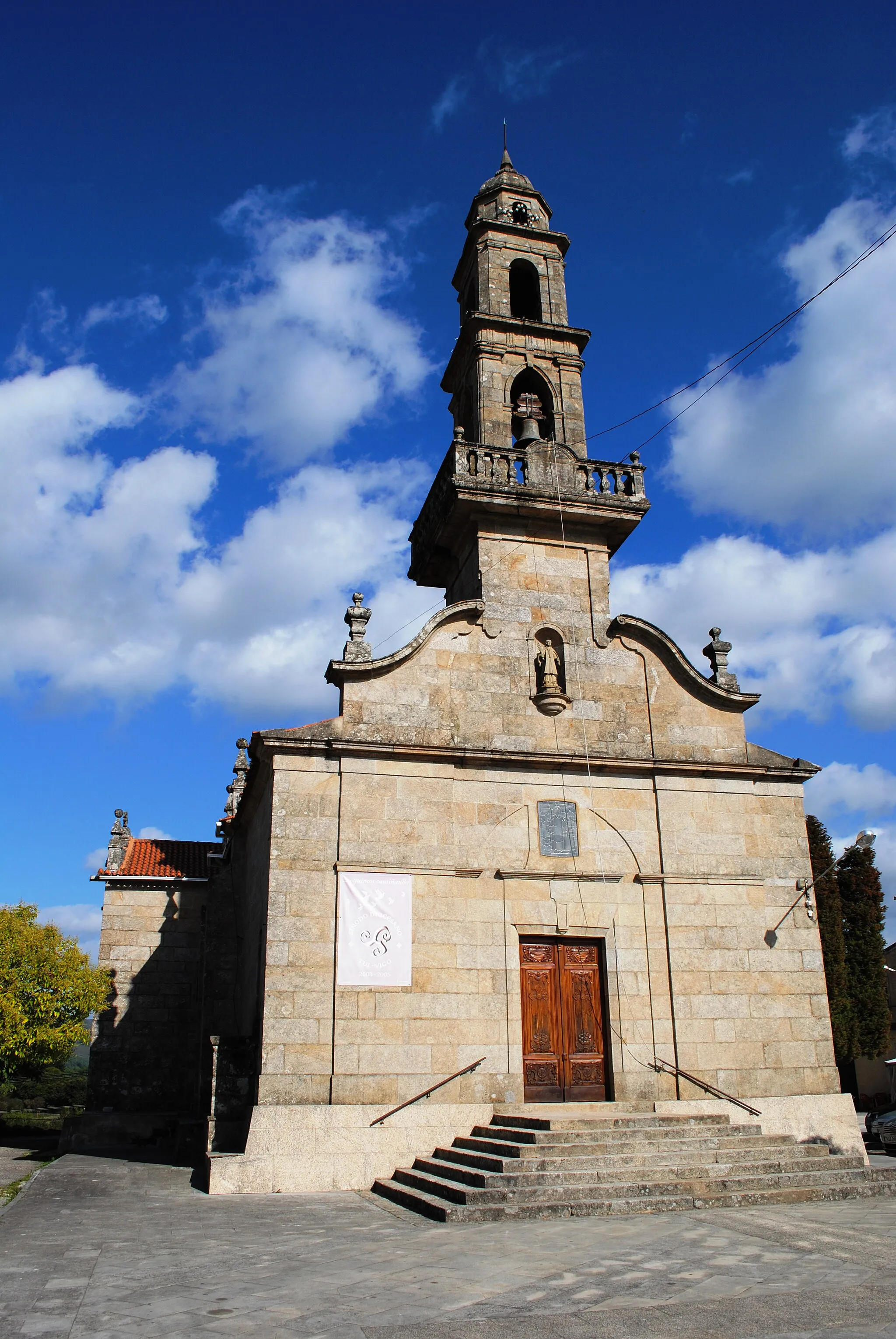 Photo showing: Fornelos de Montes, San Lourenzo de, fachada