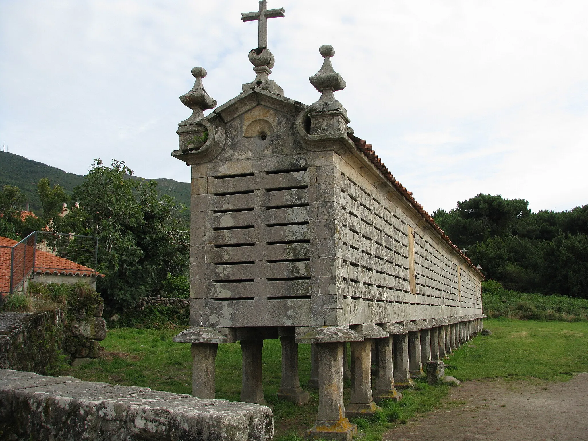 Photo showing: El hórreo mas largo de Galicia
