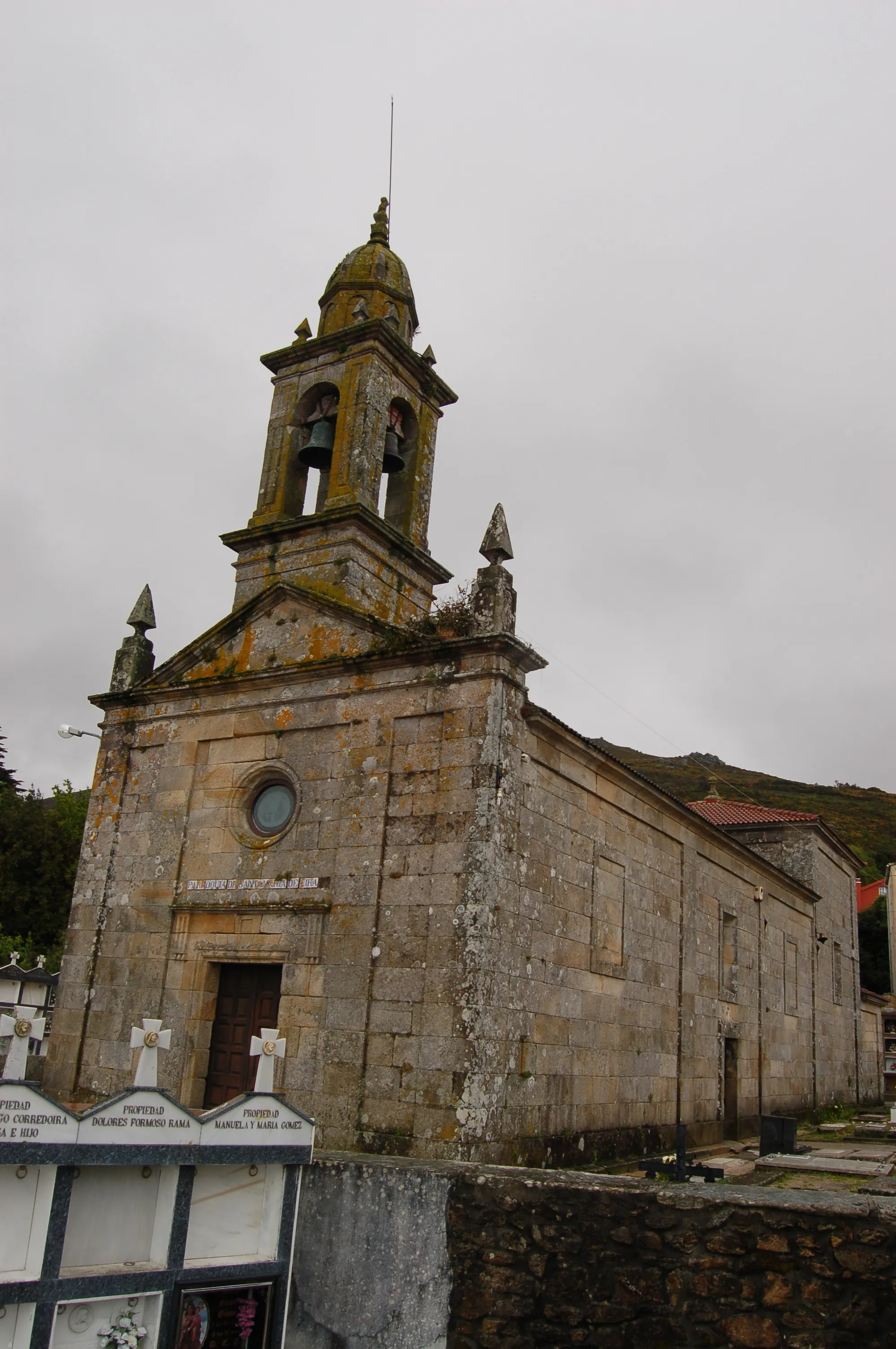 Photo showing: Igrexa parroquial de Santa María de Lira (Carnota).