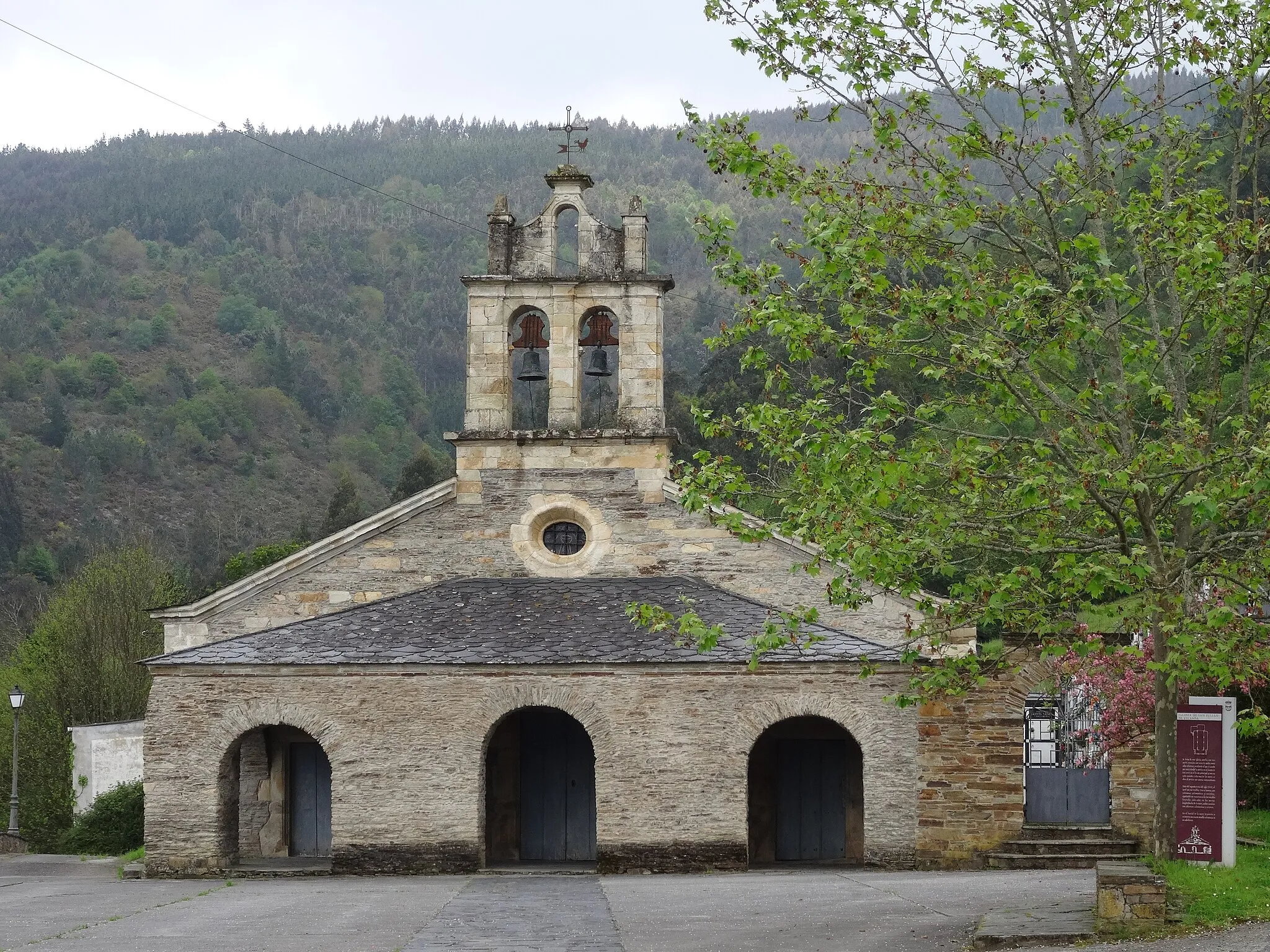 Photo showing: Church of Vilaboa, municipality of A Pontenova (Spain).