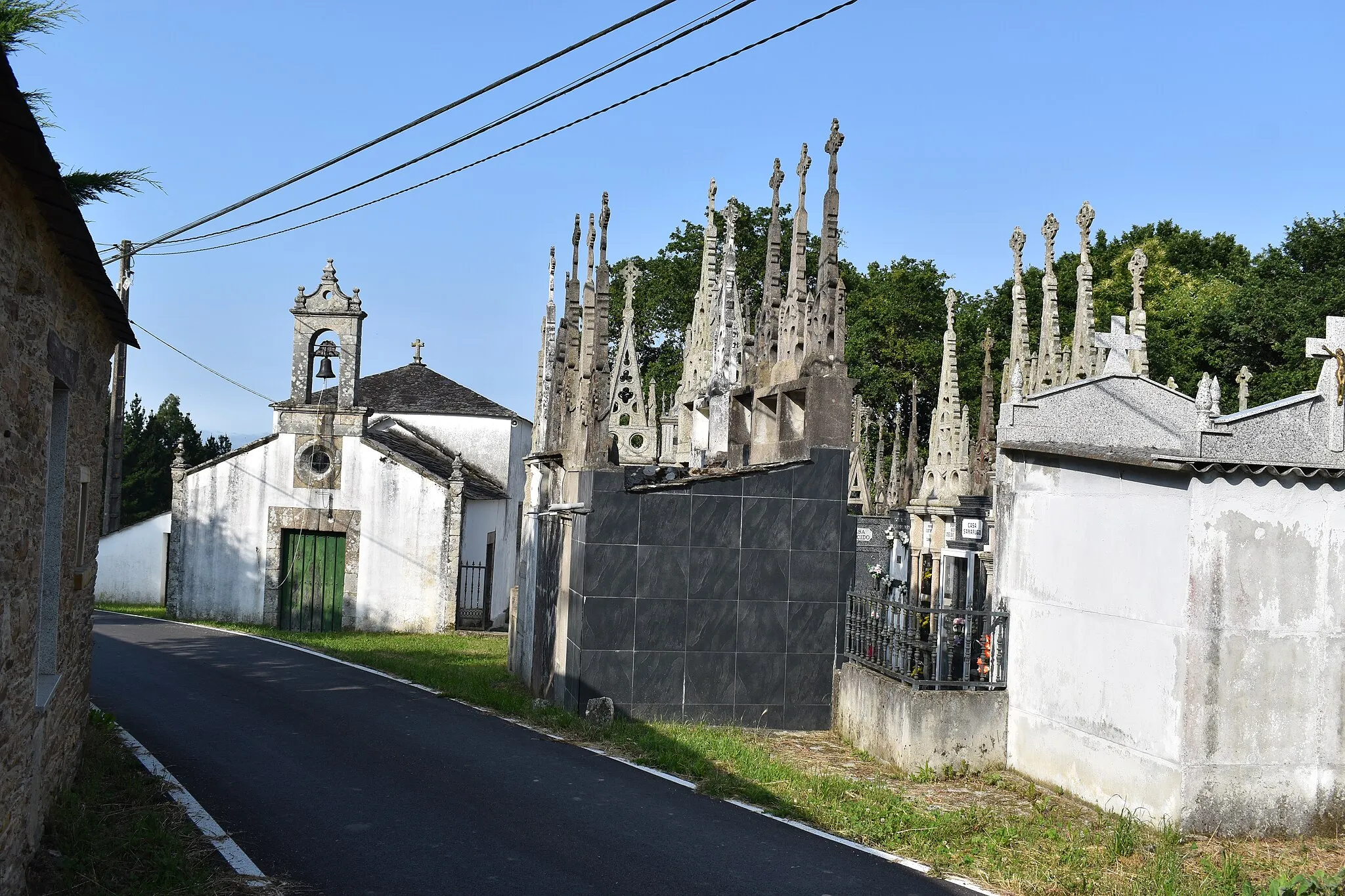 Photo showing: Igrexa e cemiterio de Támoga, Cospeito