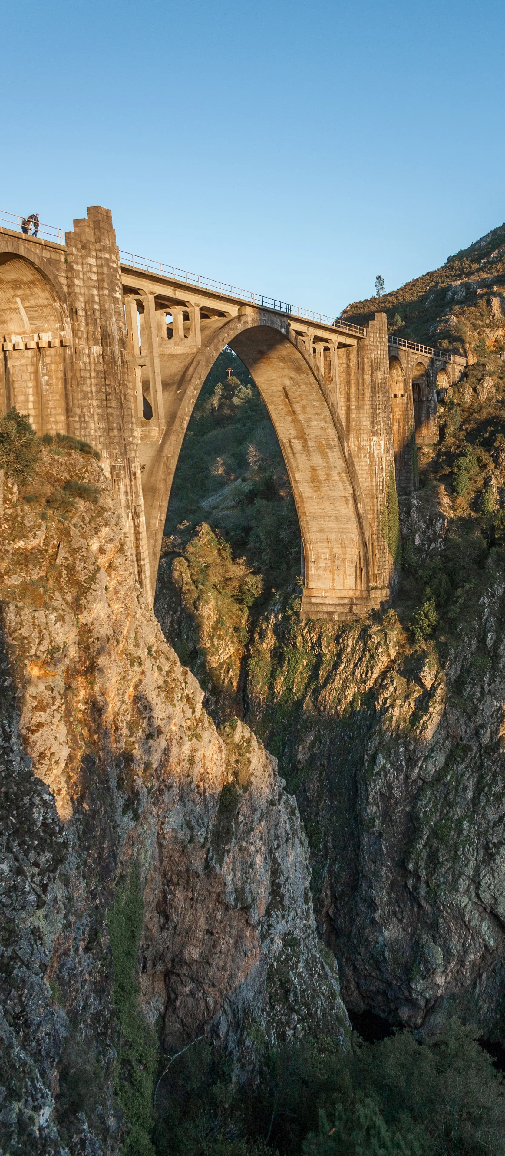 Photo showing: Gundián bridge (1948), in Ponte Ulla, Vedra, Galicia, Spain.