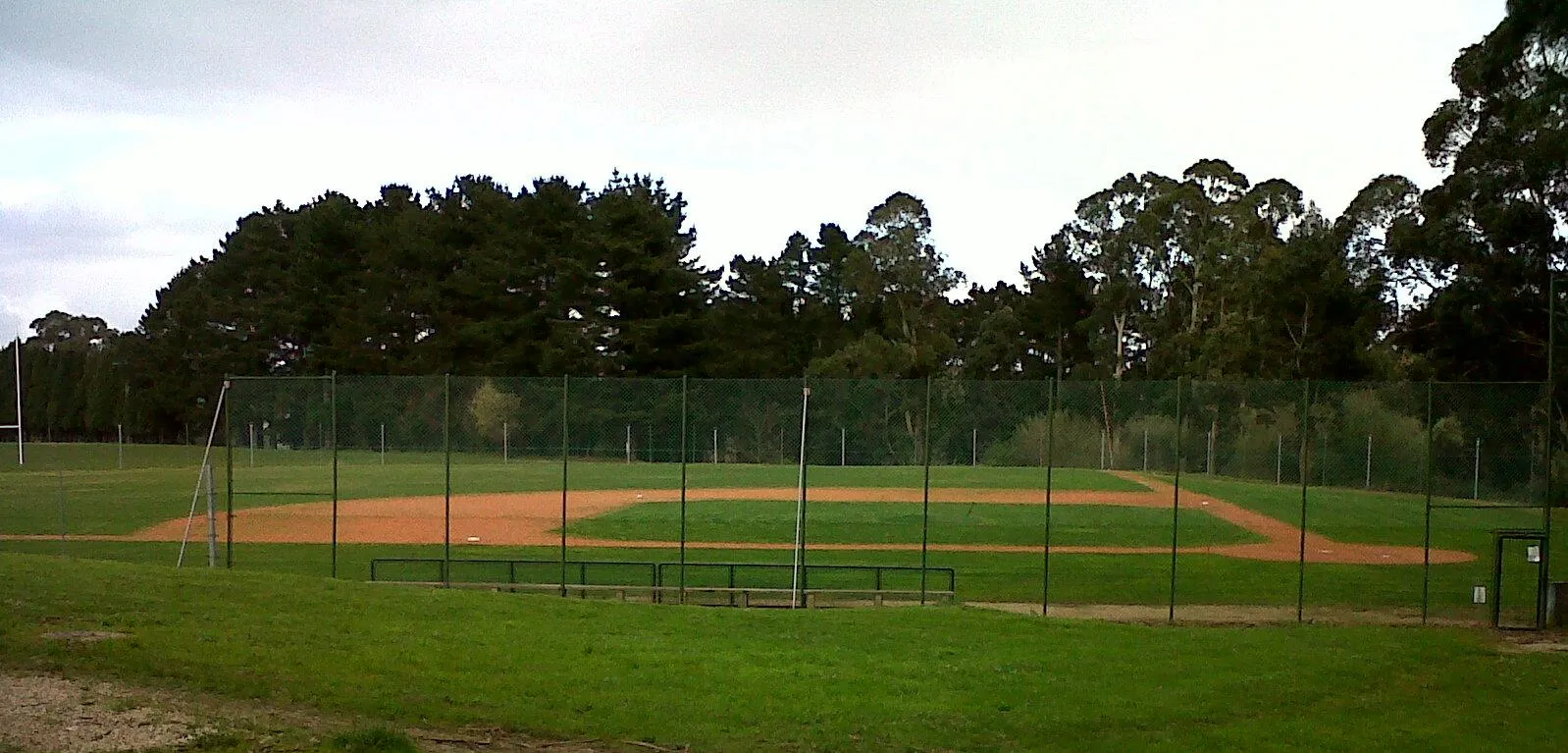 Photo showing: Campo de béisbol do complexo deportivo de Acea de Ama, no Burgo, Culleredo.