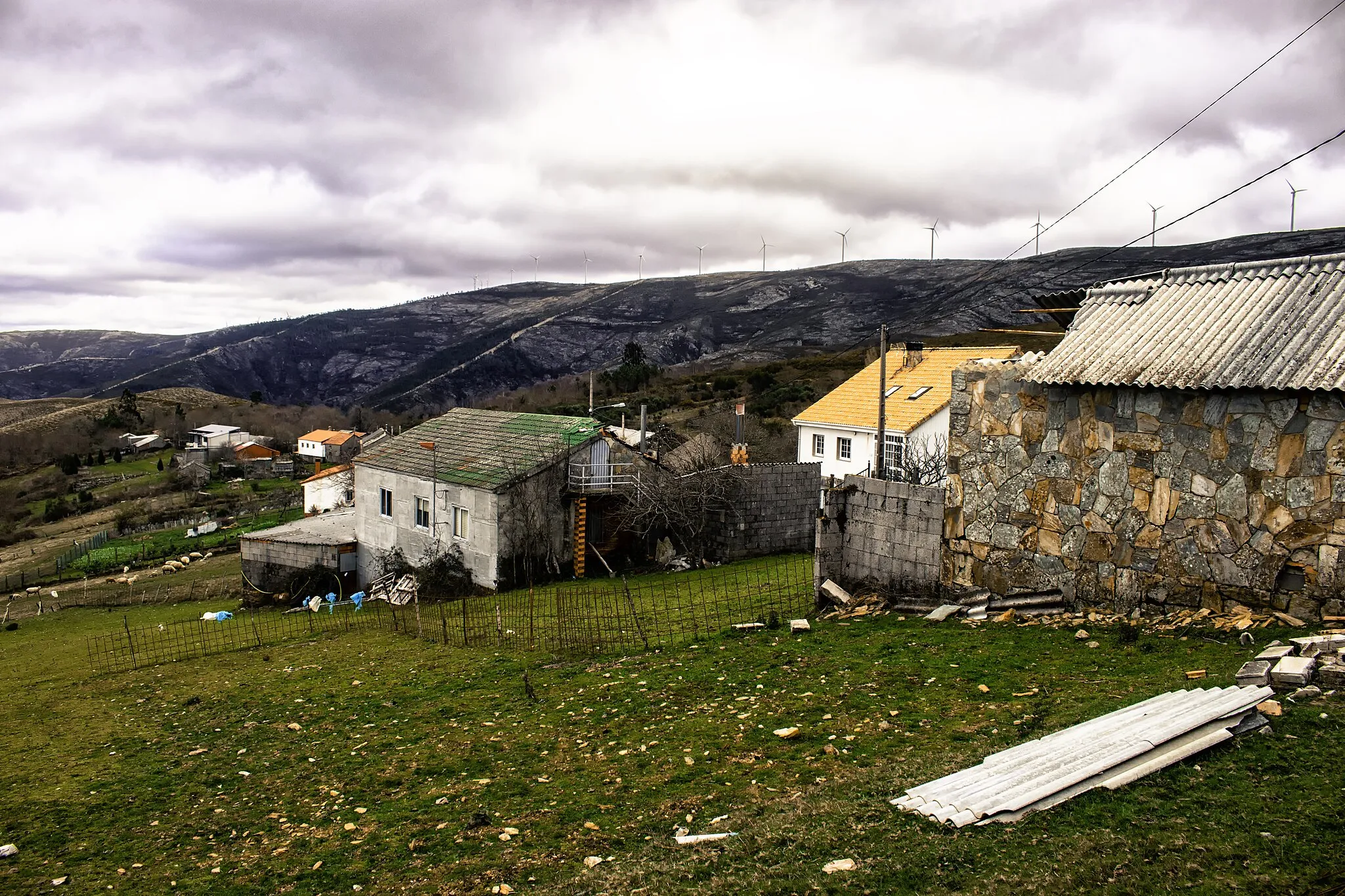 Photo showing: Candosa, O Regueiro, O Irixo.